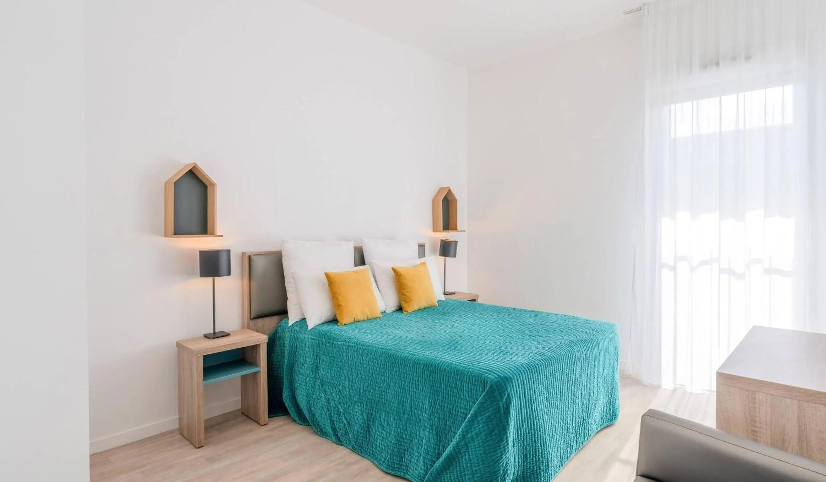 Bedroom, Bed in Quality Aparthotel Parc Marne la Vallée