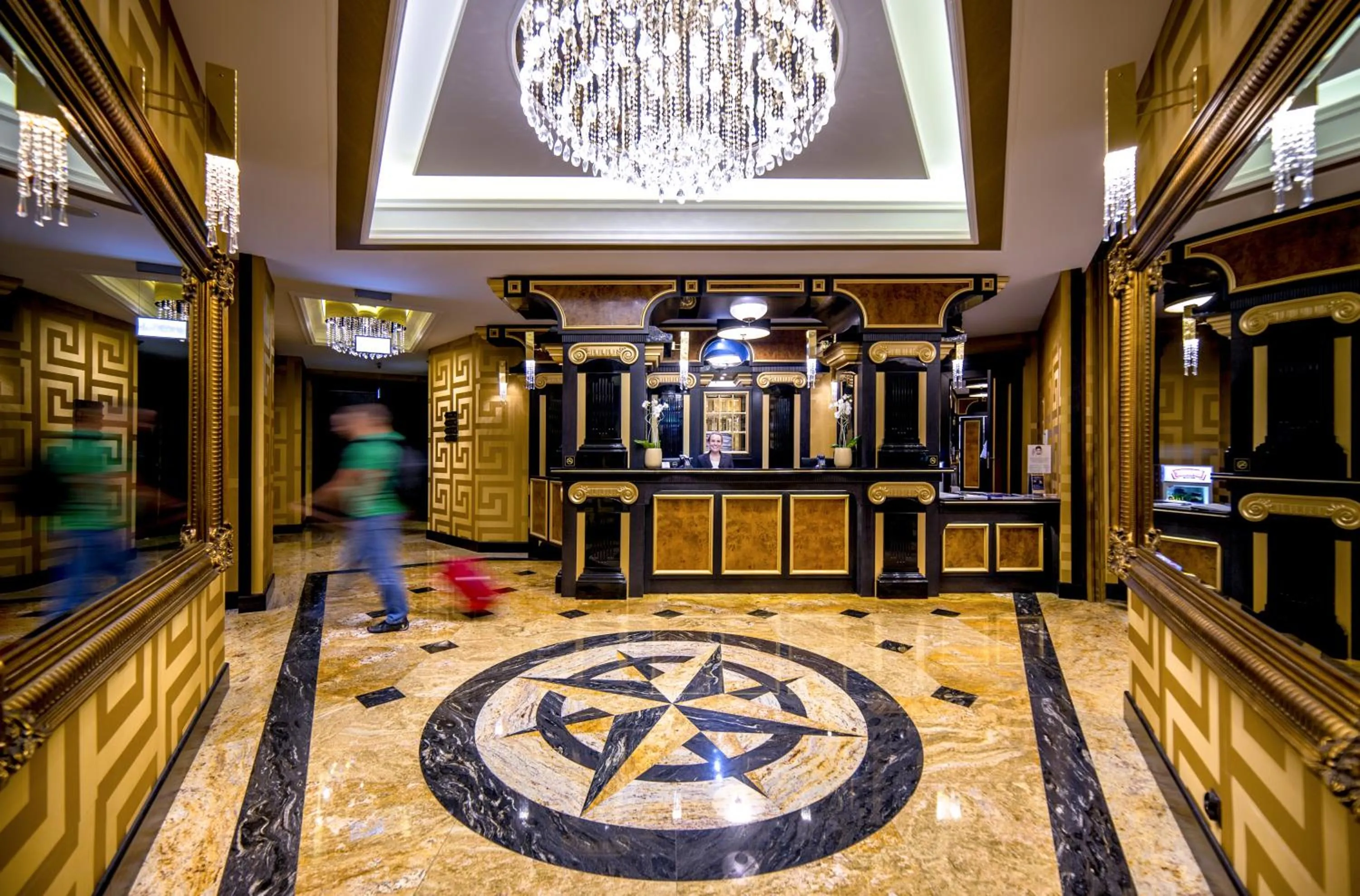 Lobby or reception in Hotel Dana Business & Conference