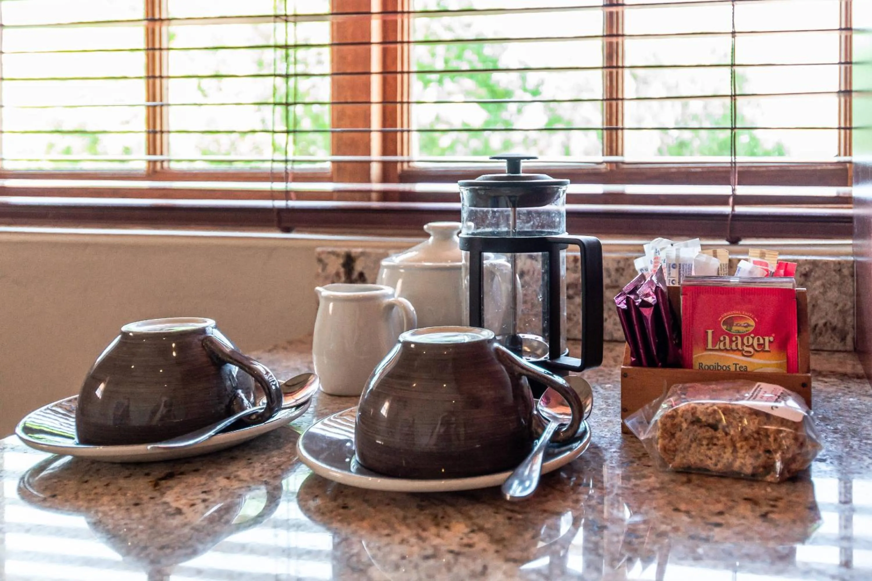 Coffee/tea facilities in Mooiplaas Guesthouse