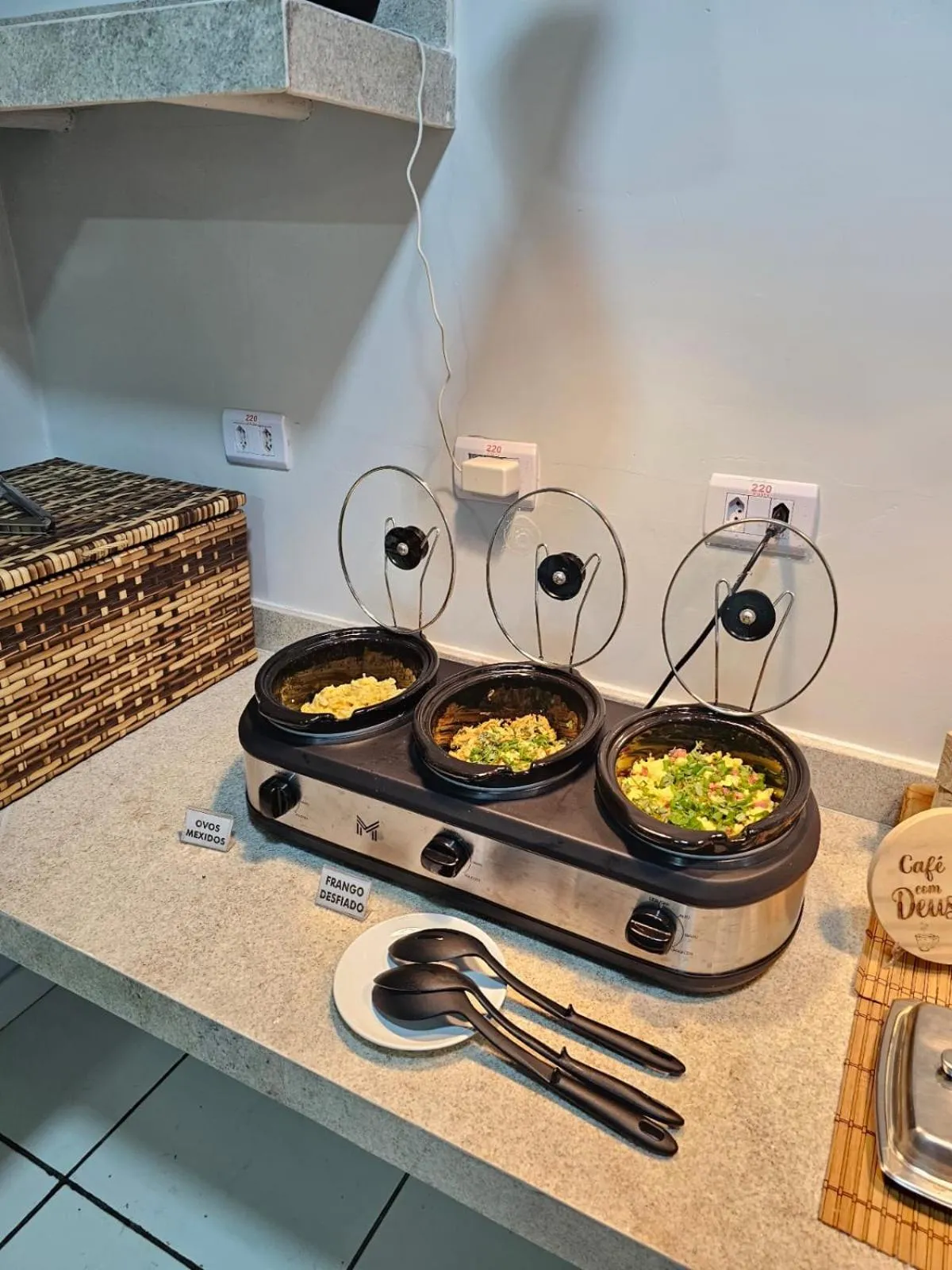 Food and drinks in New Center Hotel