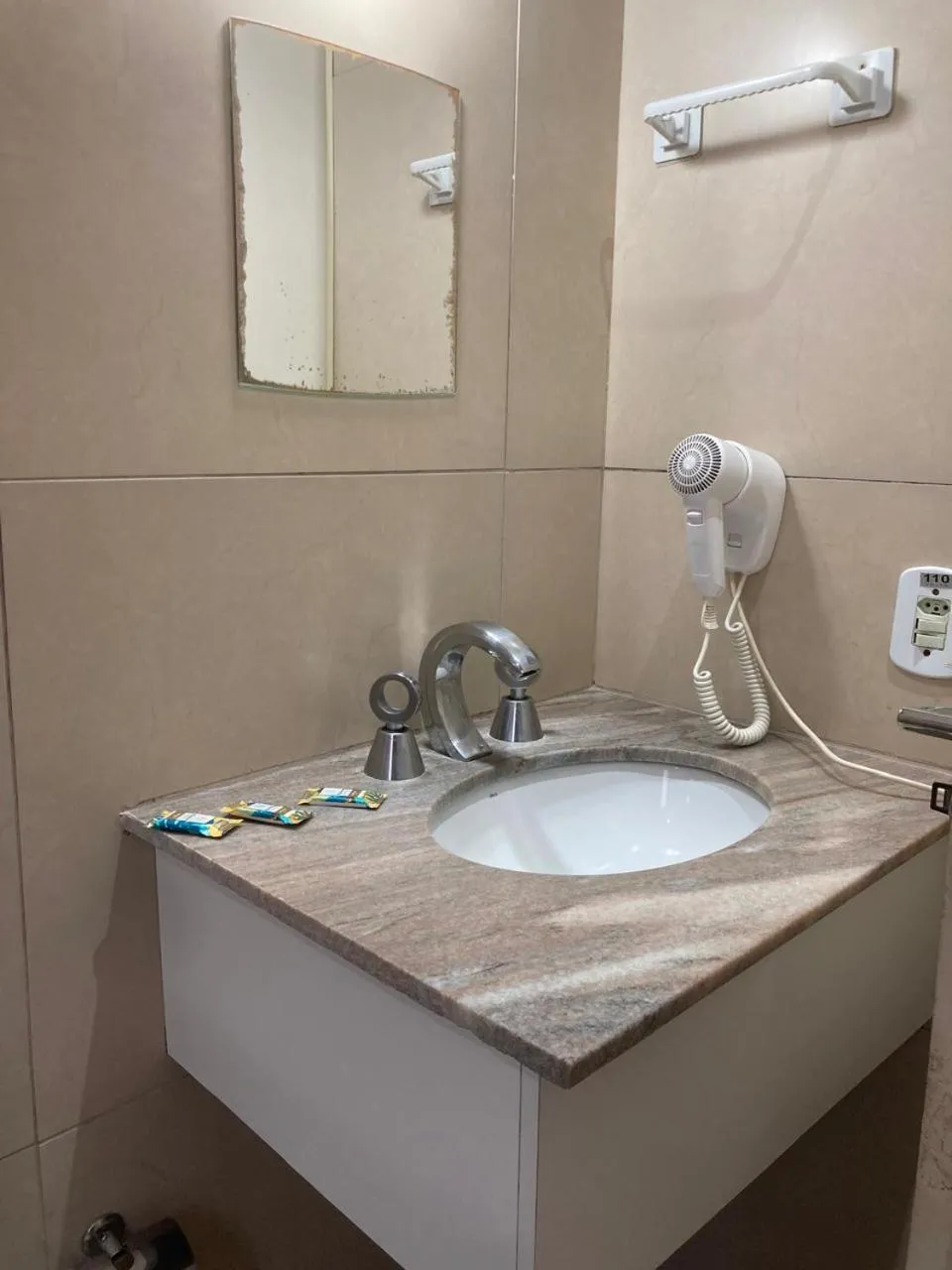 hair dryier in Pousada Vila Tio Lé