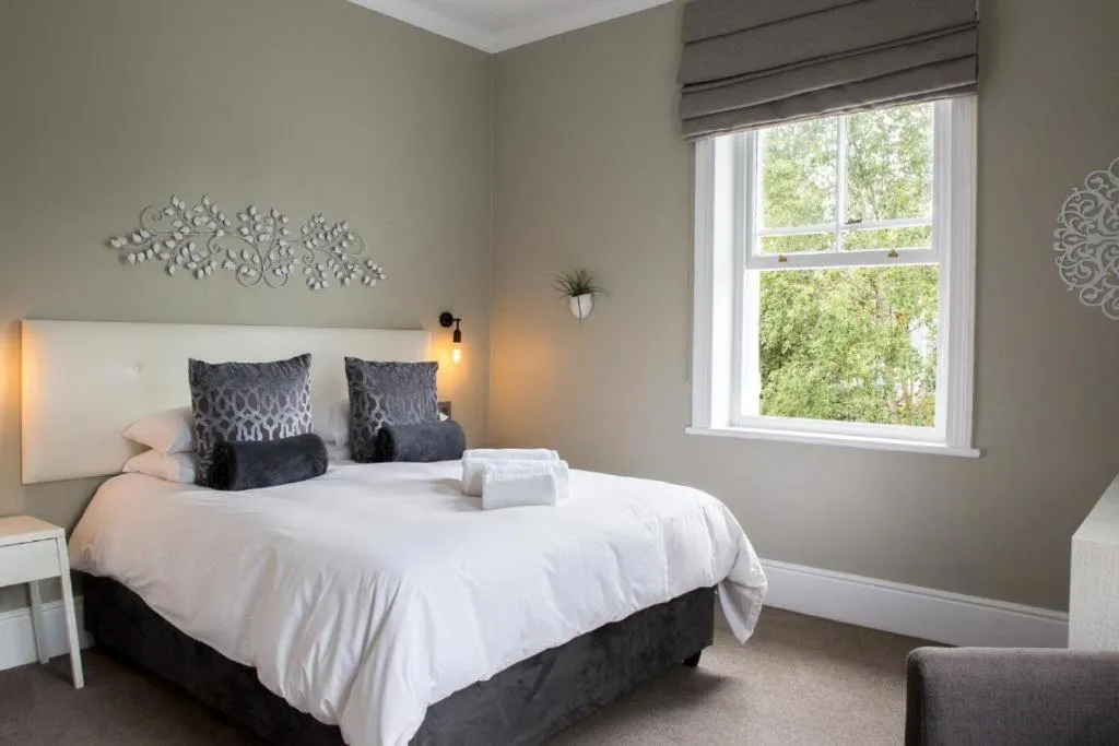 Bed in Summerwood Guest House