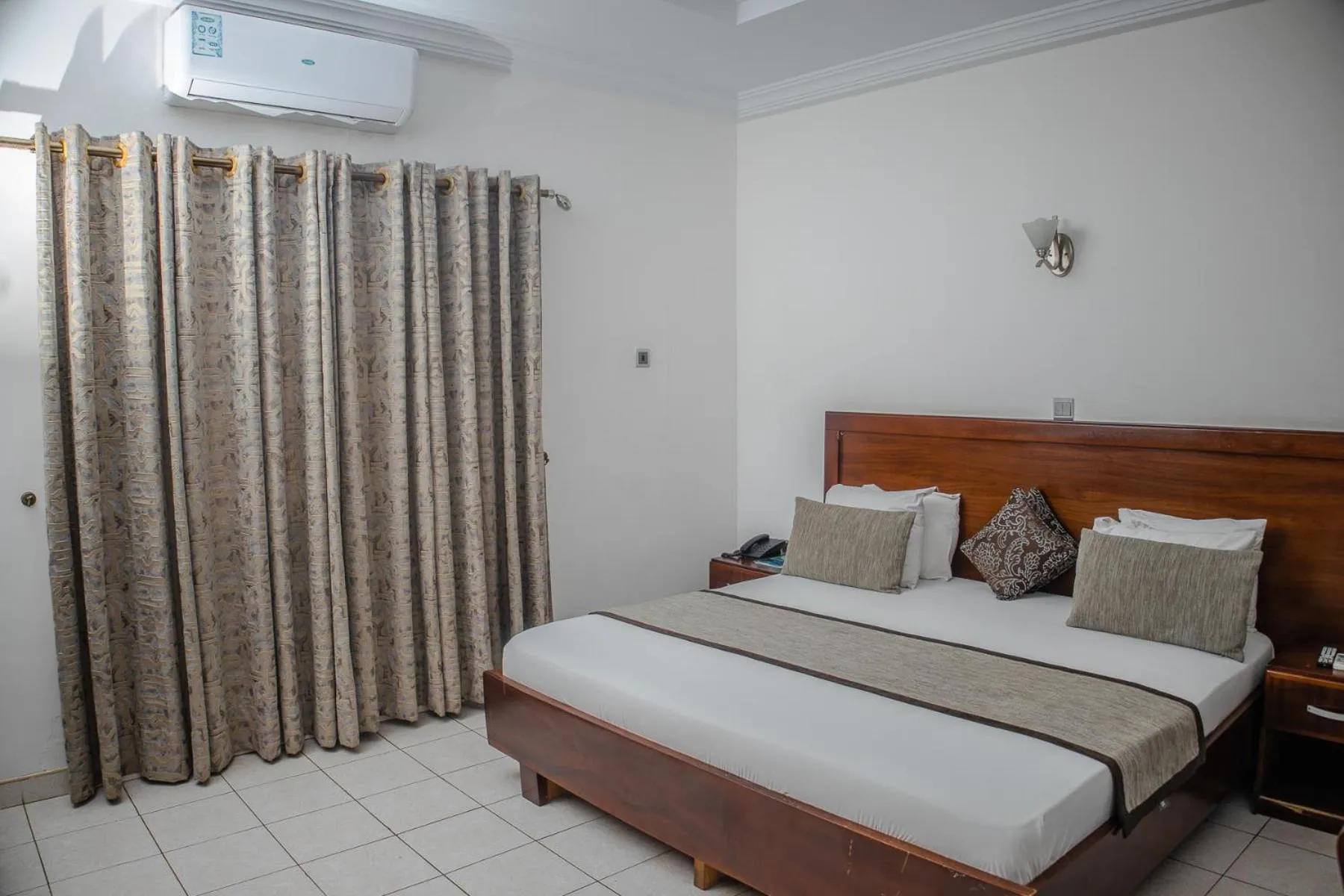 Bed in Stadium Hotel