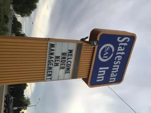 Statesman Inn