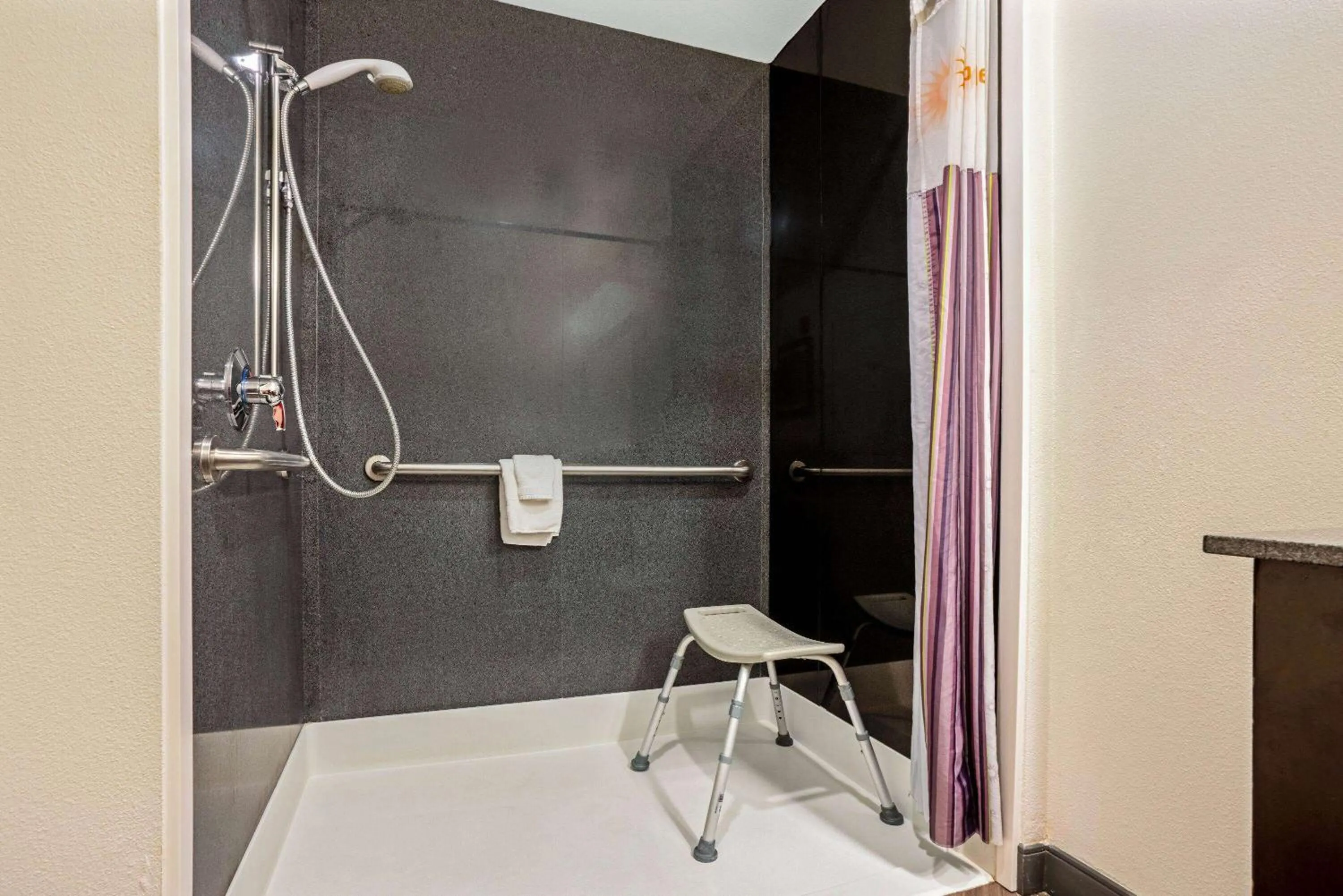 Shower in La Quinta by Wyndham Tumwater - Olympia