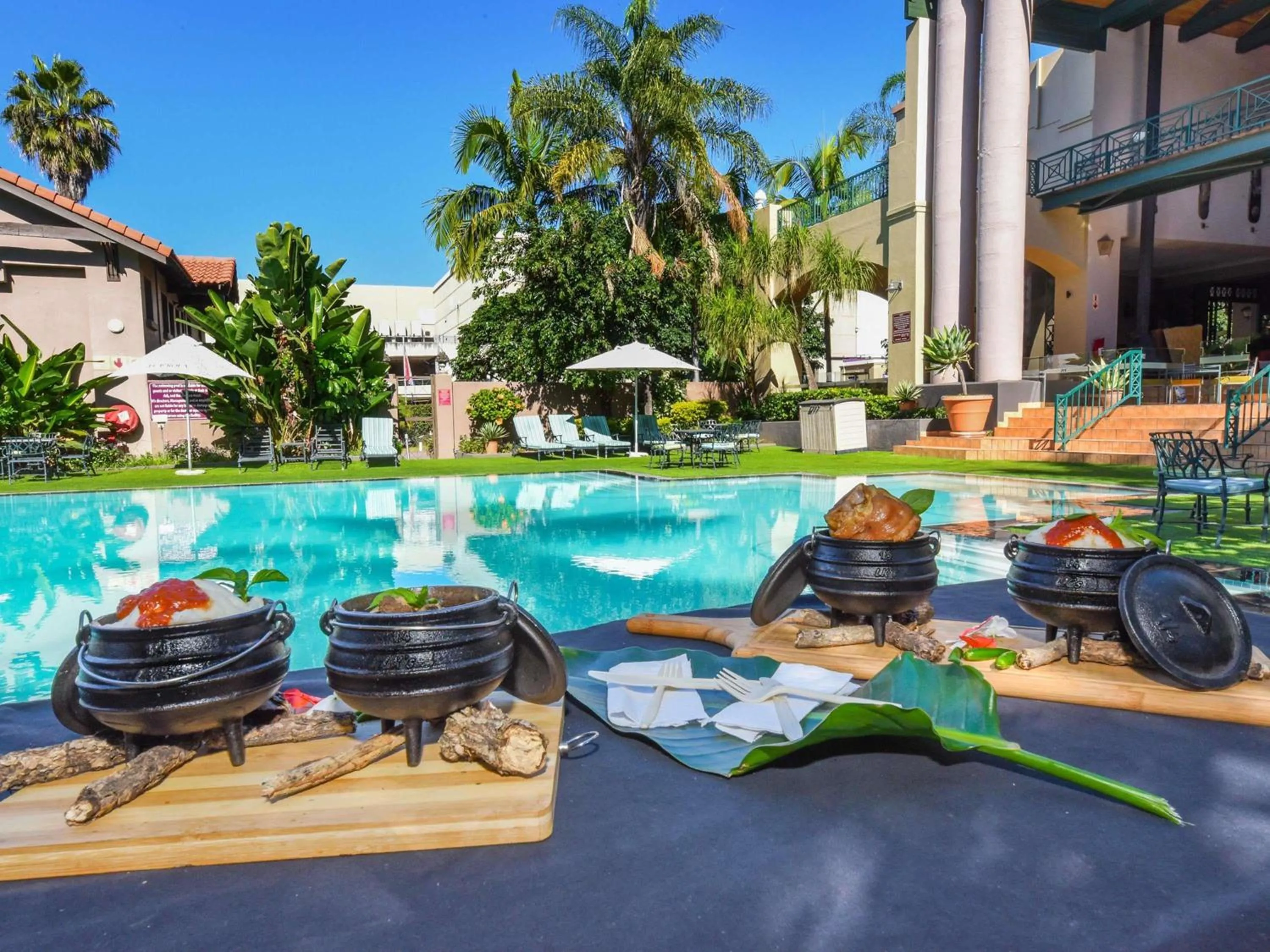 Restaurant/places to eat in Mercure Hotel Nelspruit