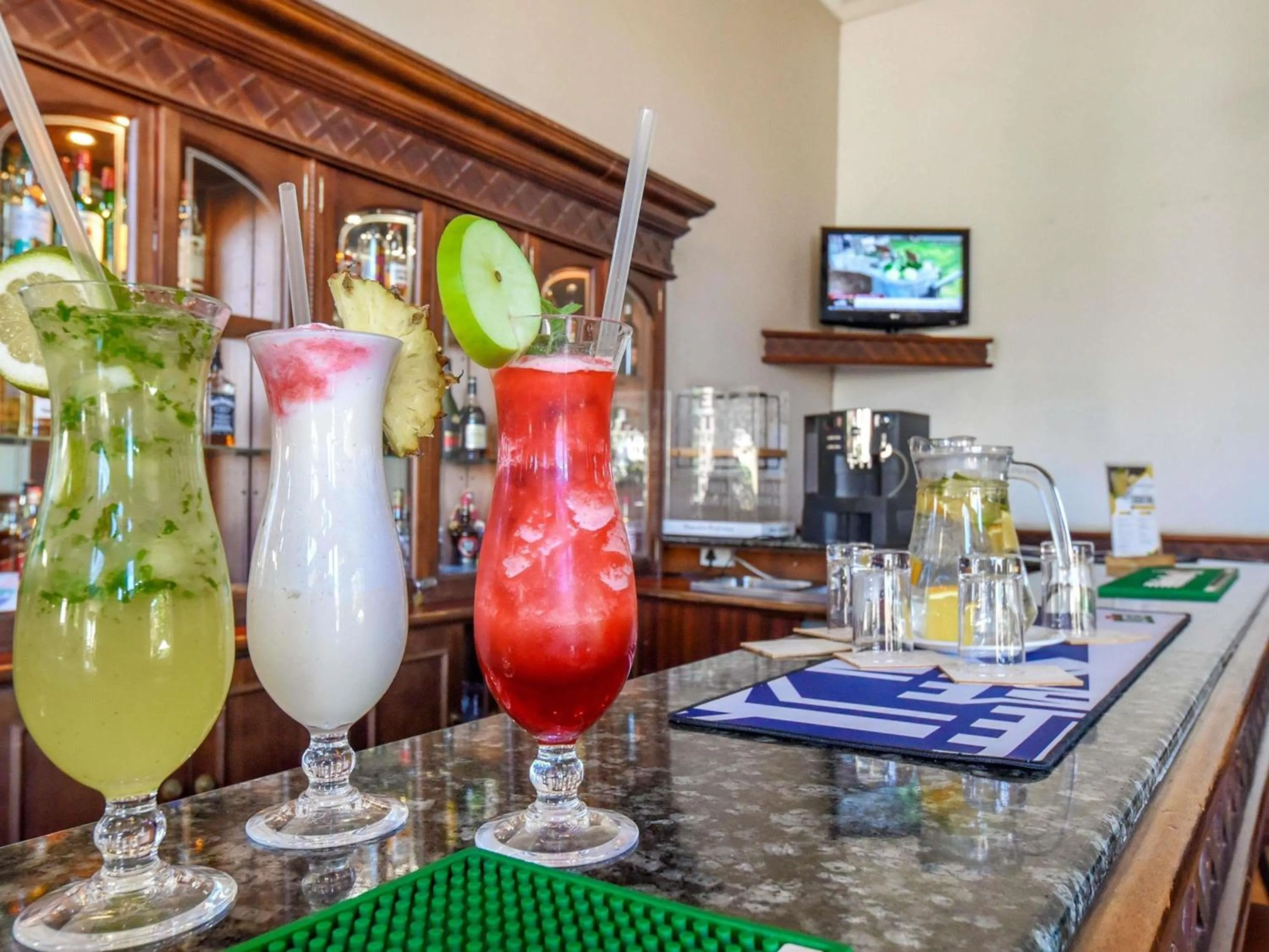 Lounge or bar in Mercure Hotel Nelspruit