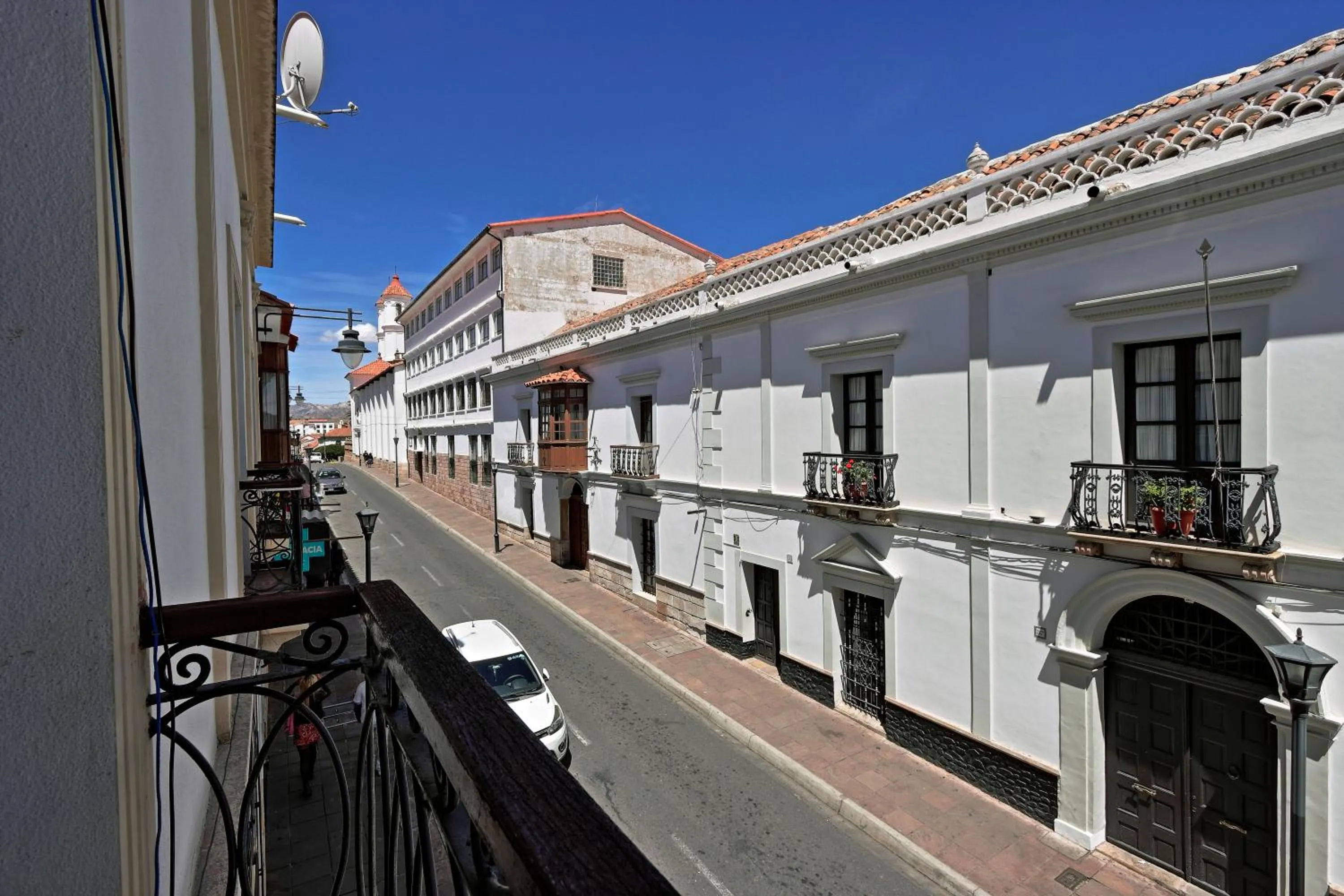 Property building in Colors House