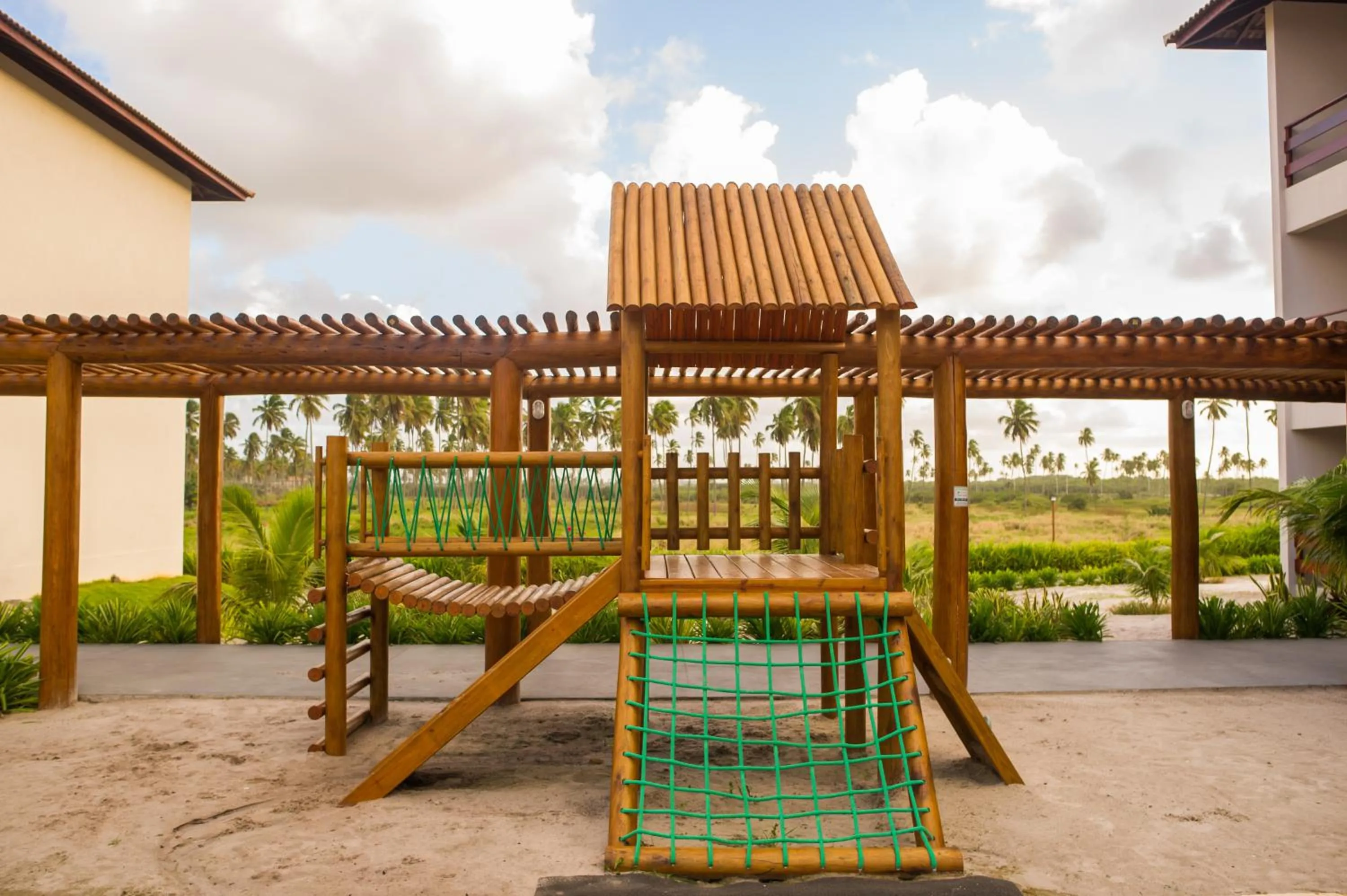 Children play ground in Tabaobí Smart Hotel