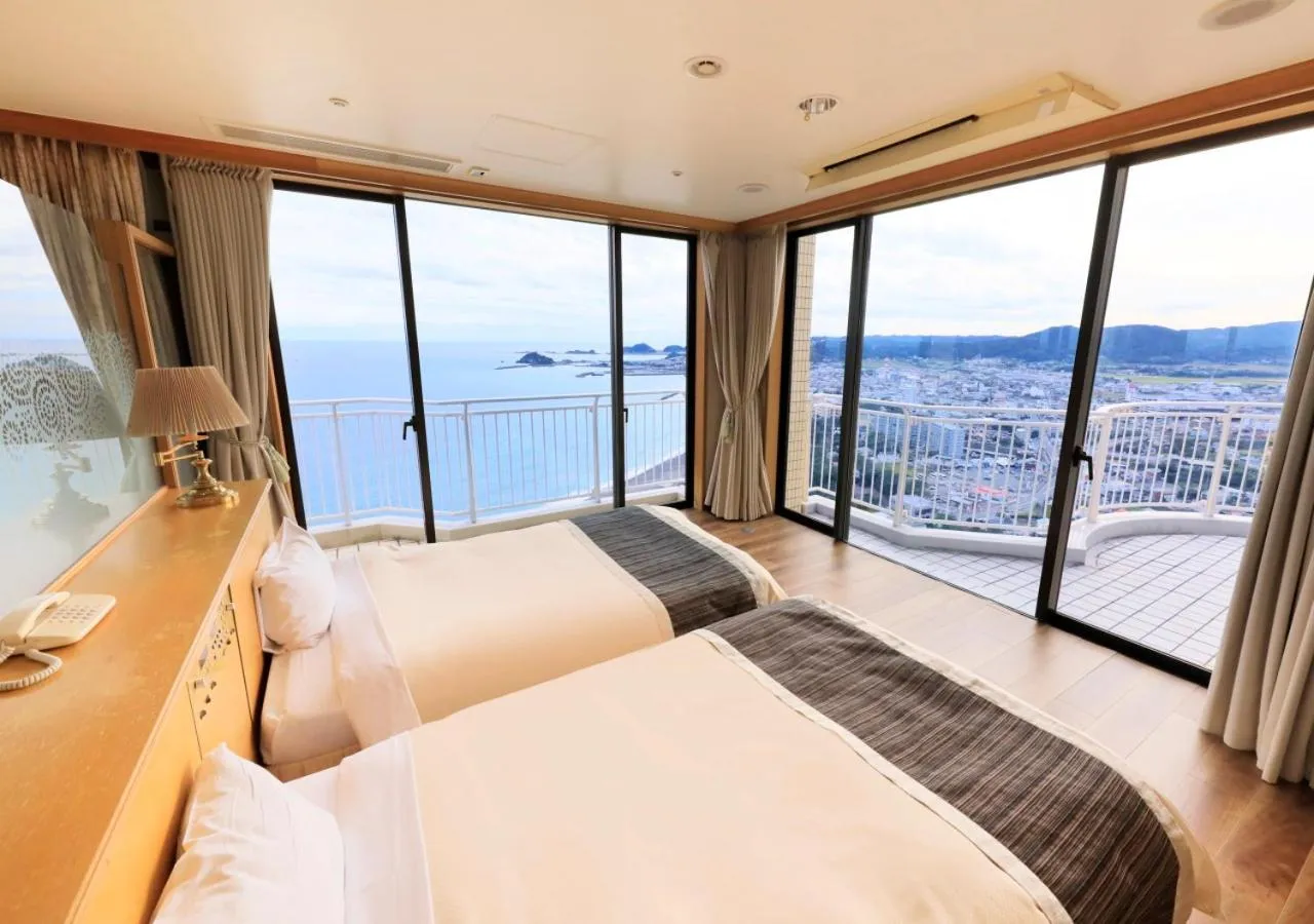 Bed in Kamogawa Grand Tower