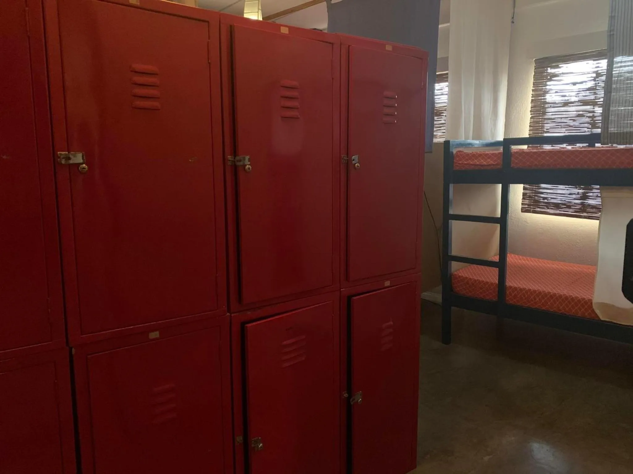 microwave in Moon Fools Hostel