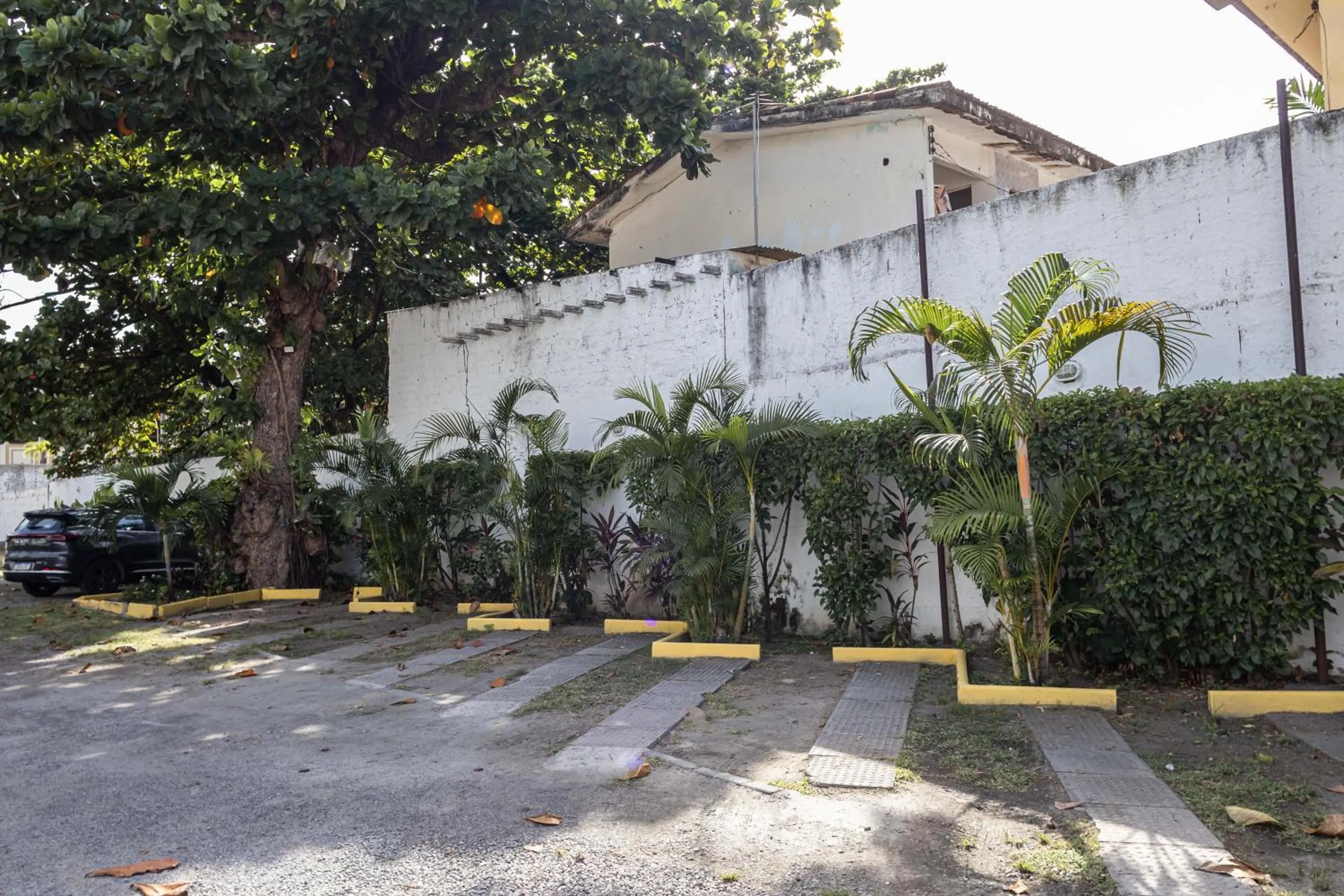 Parking in Scenarium Hotel