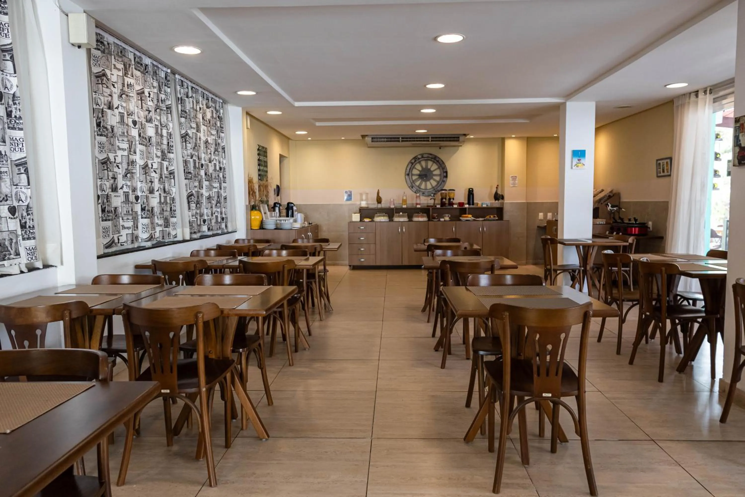 Restaurant/places to eat in Scenarium Hotel