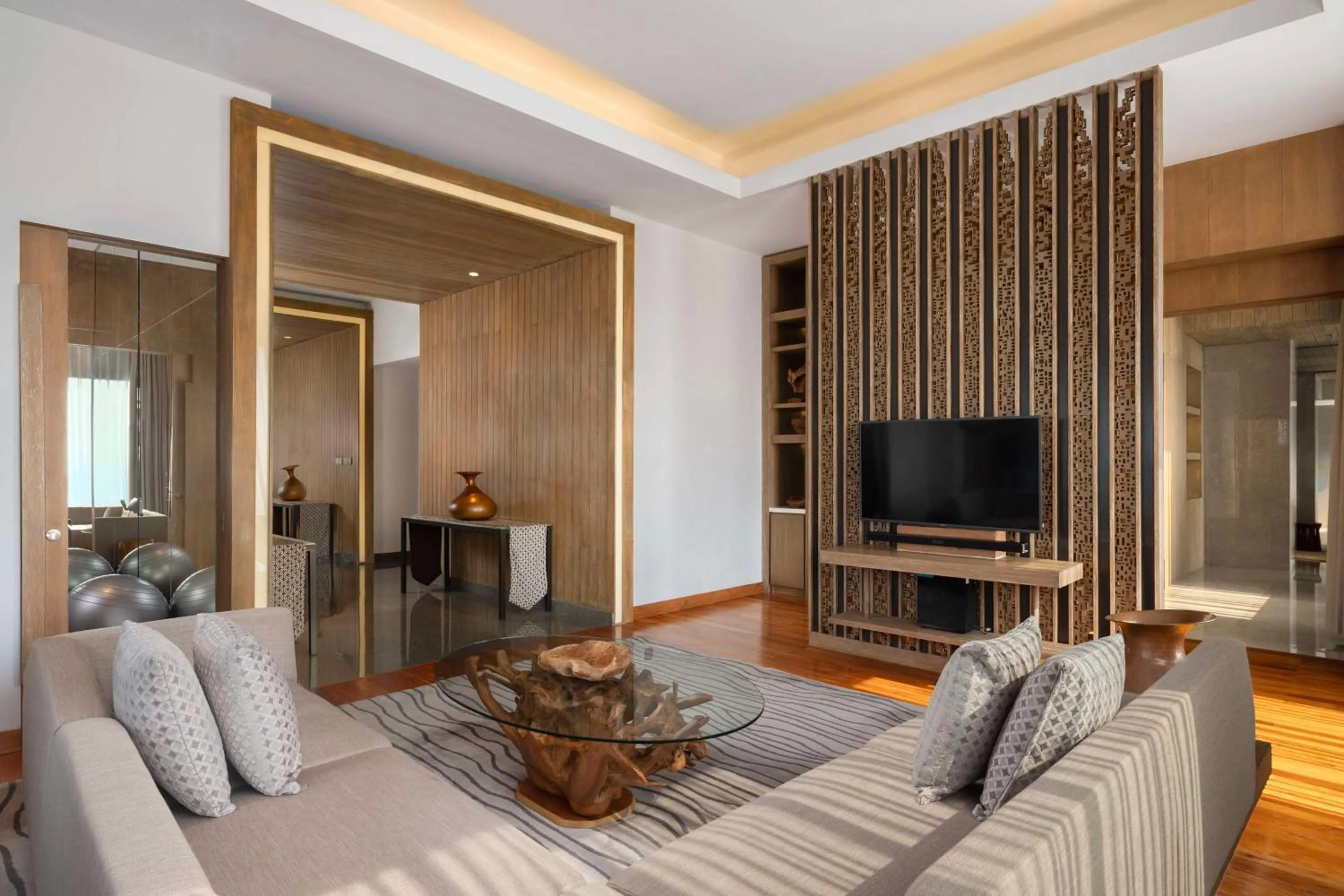 Photo of the whole room in Alila Solo