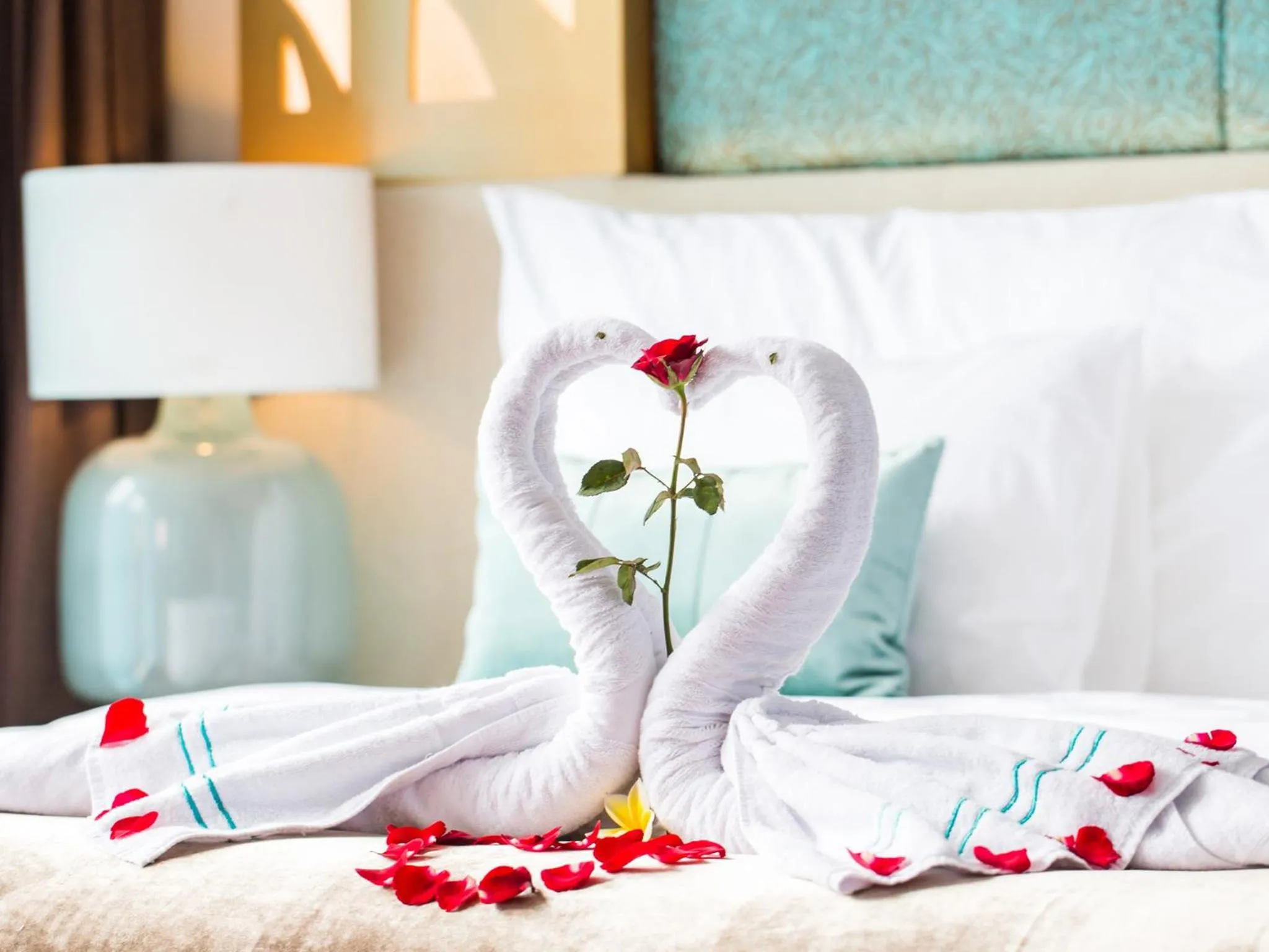 Bed in The Leaf Jimbaran