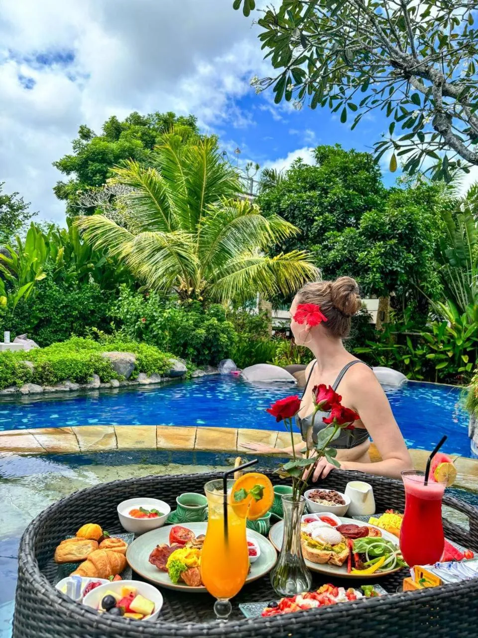 Garden in The Leaf Jimbaran