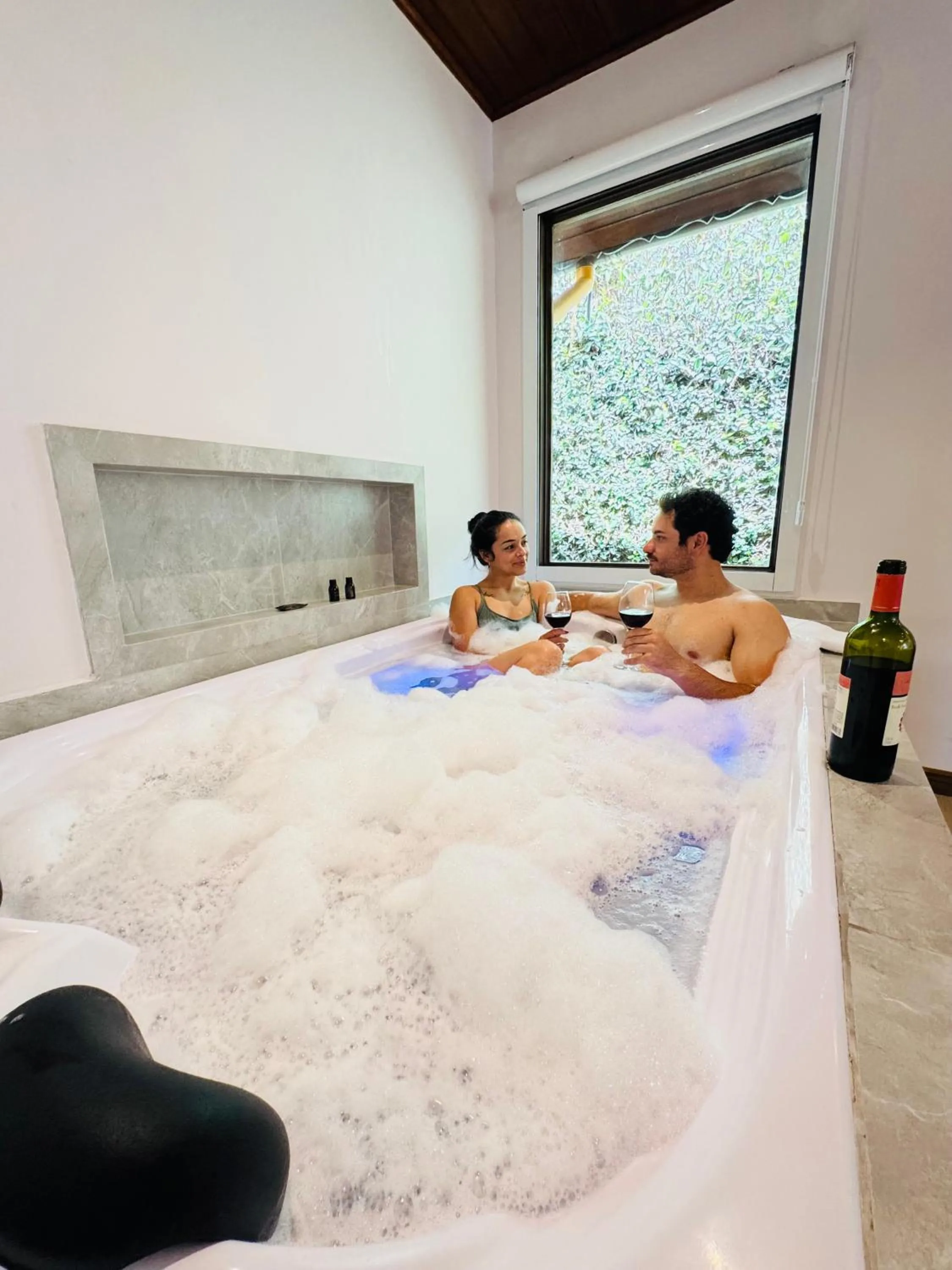 Hot Tub in Chalés Leopoldo em Monte Verde