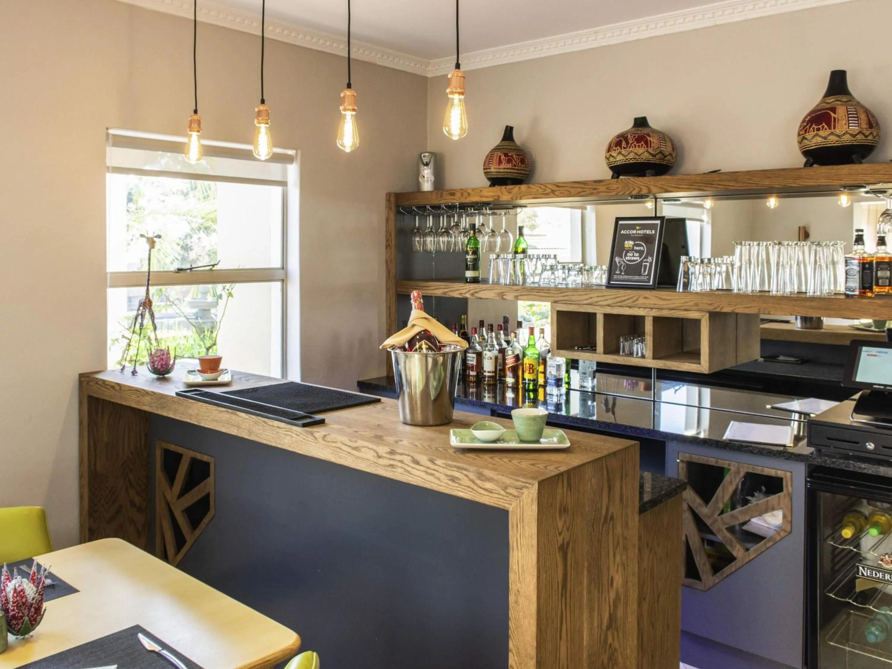 Lounge or bar in Mercure Johannesburg Midrand