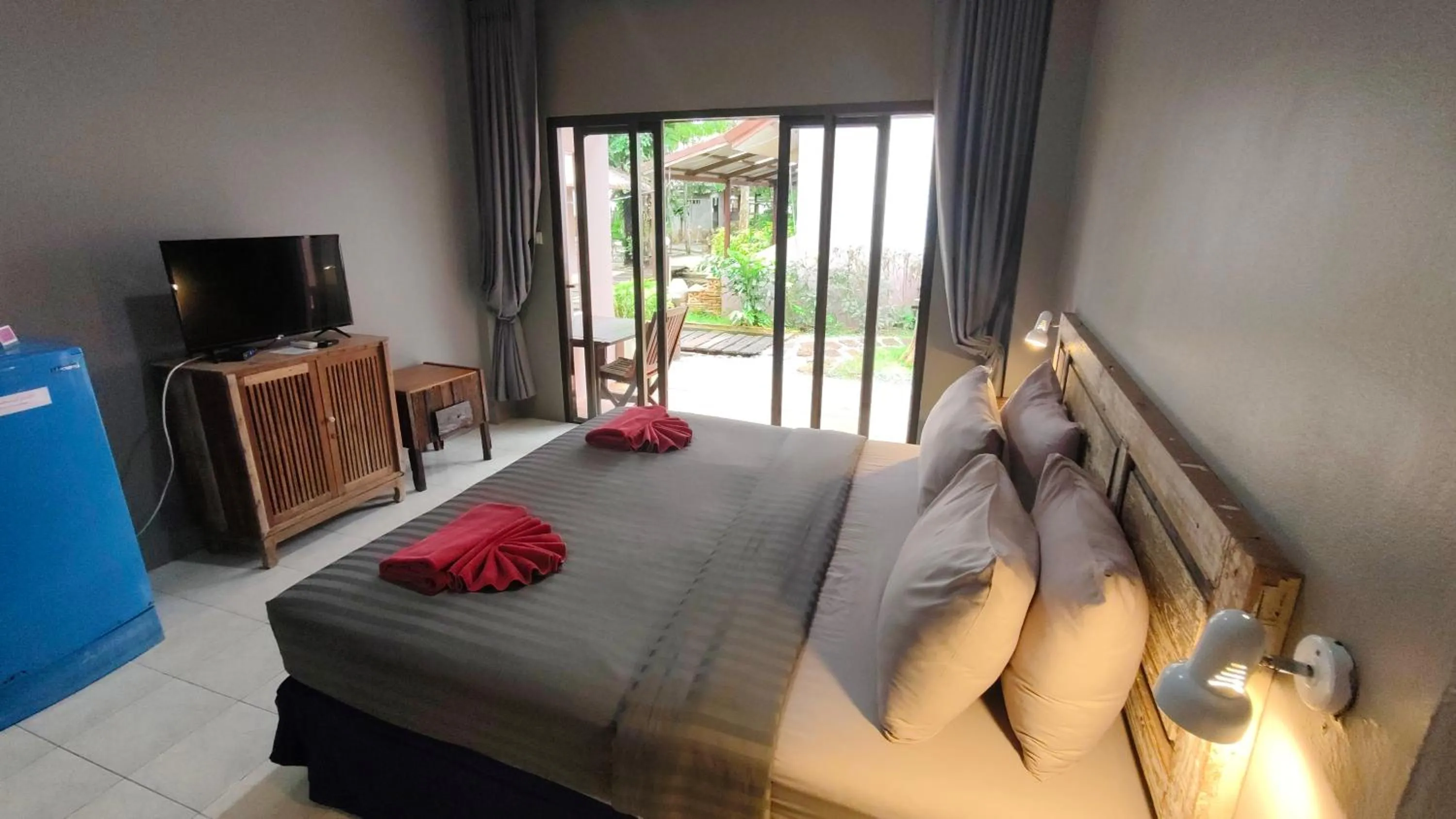 Bed in Baan Toom Village and Resort