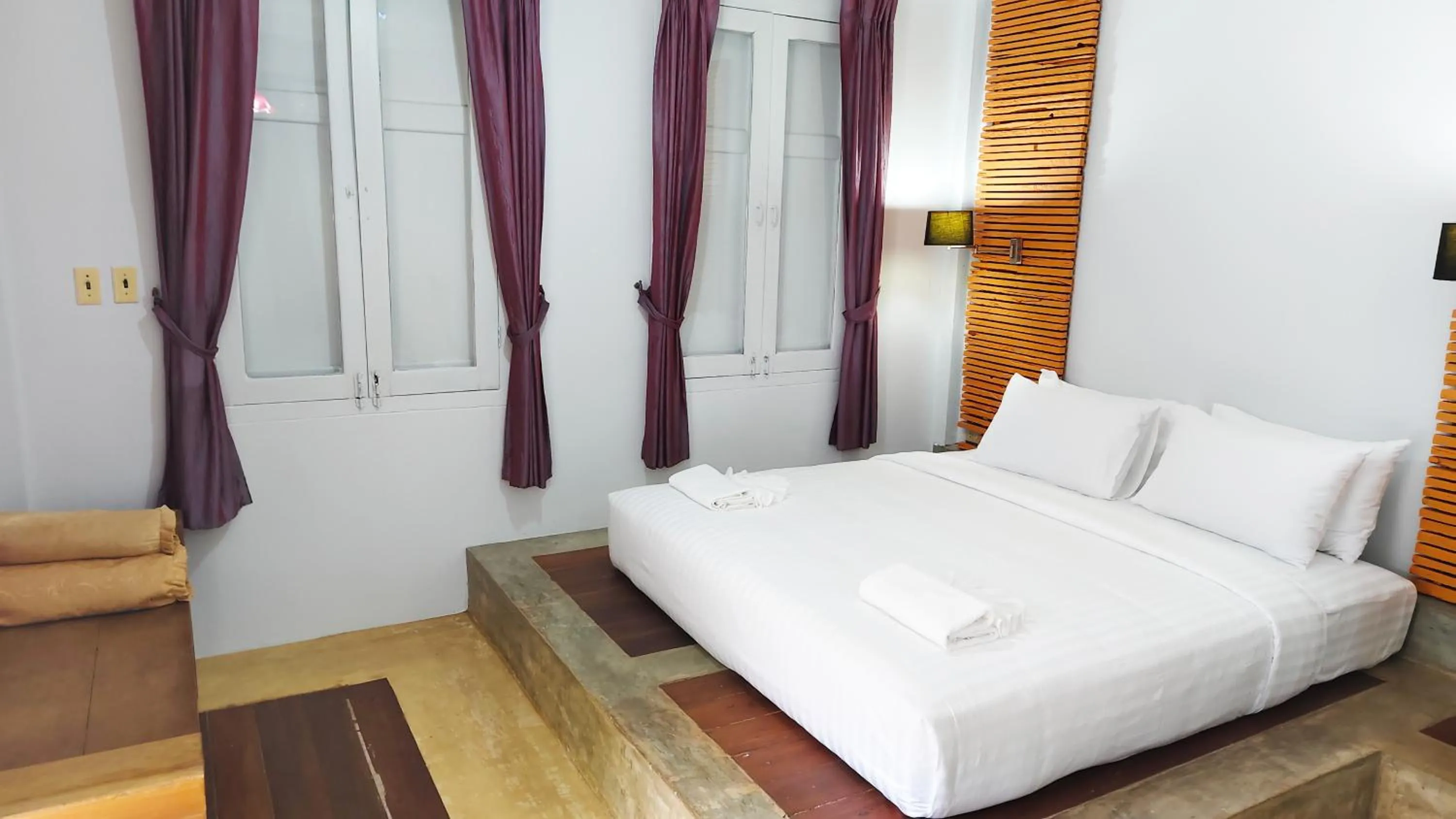 Bed in Baan Toom Village and Resort