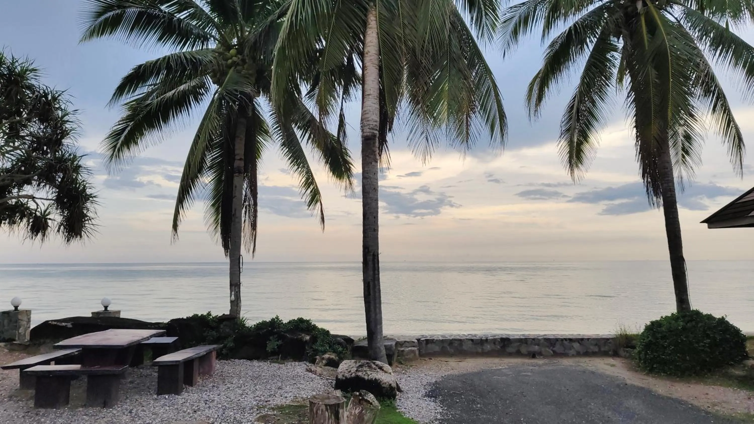 Beach in Baan Toom Village and Resort