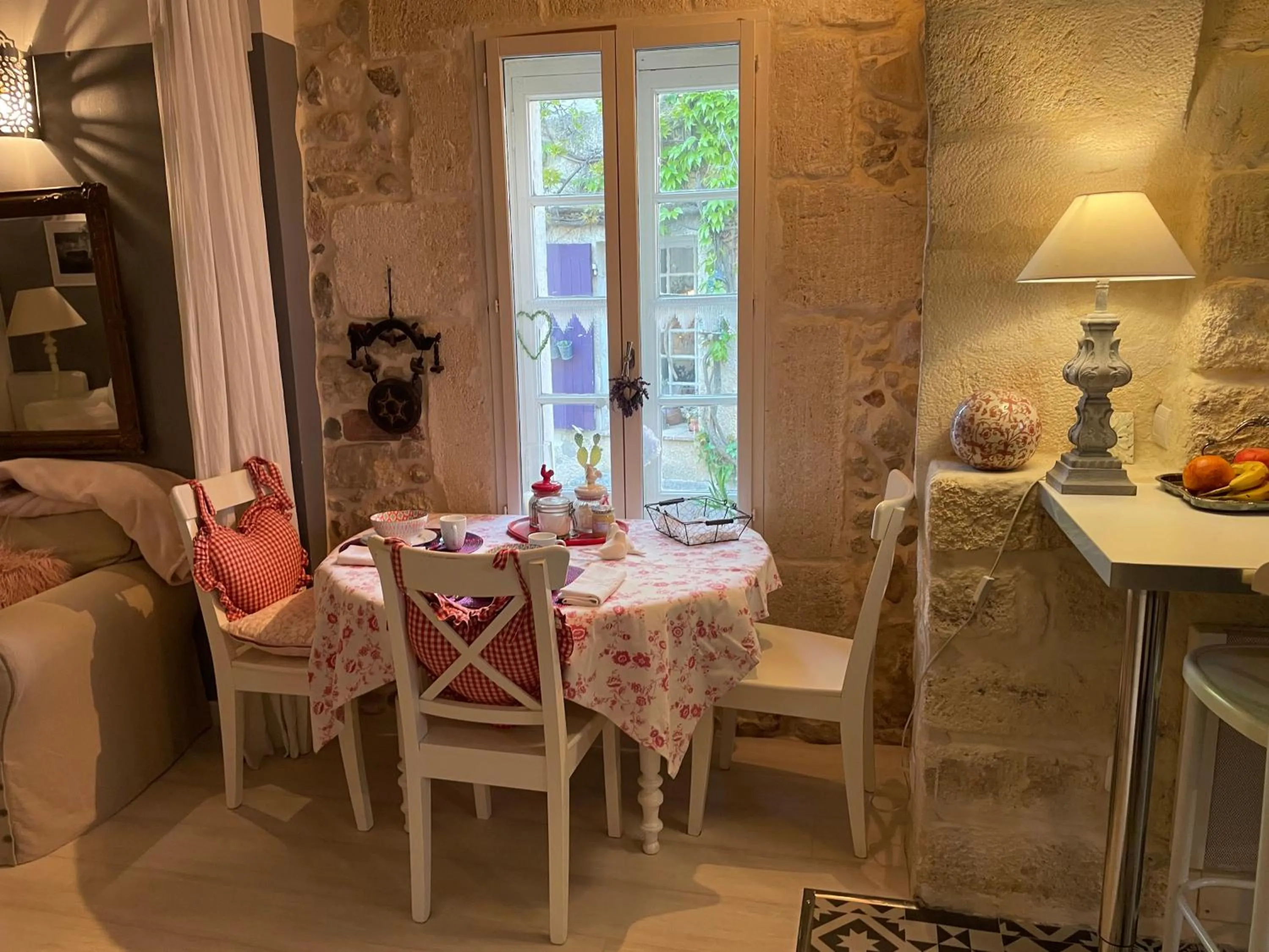 Dining area in Le Duplex de Lapparan