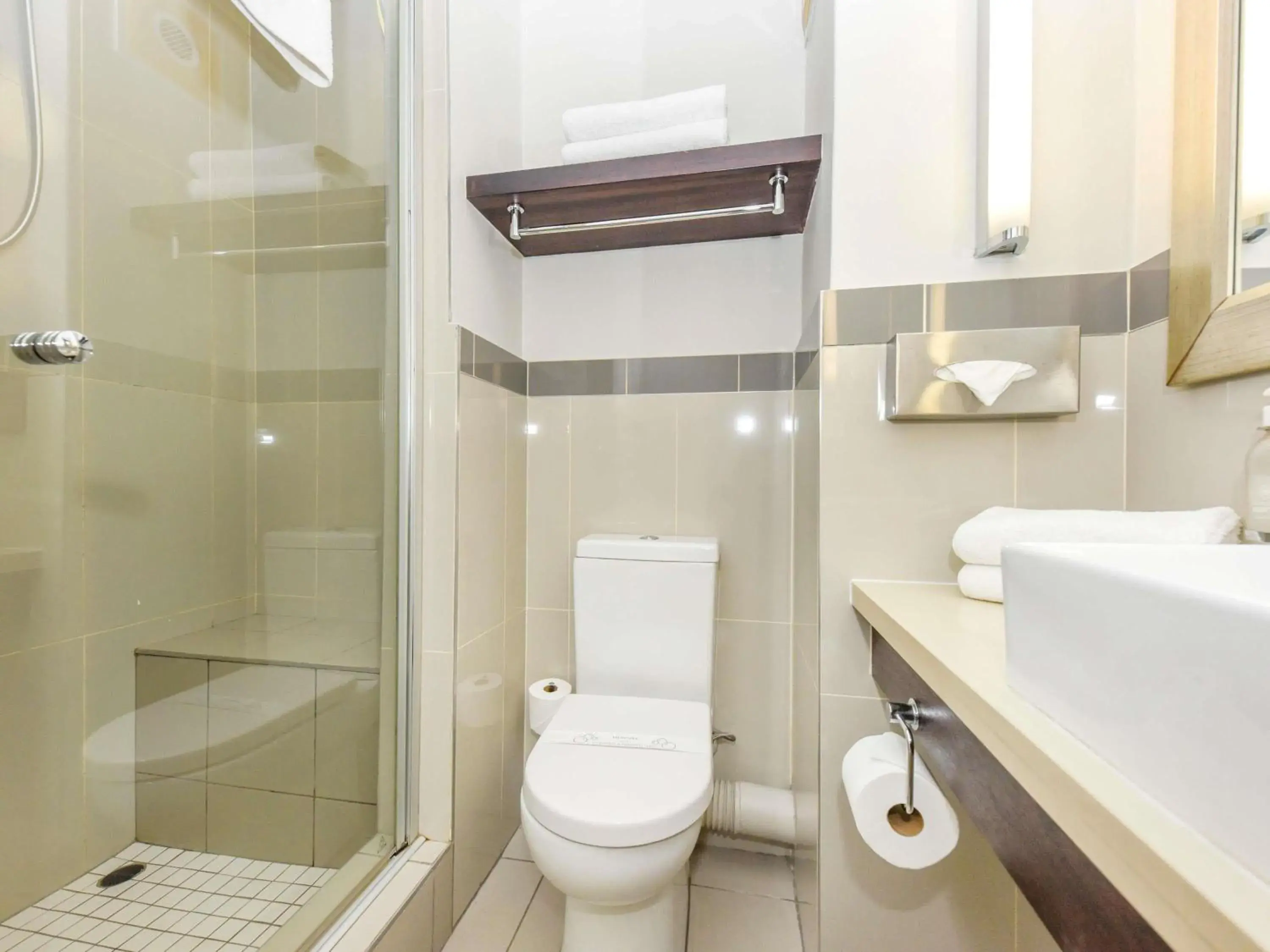 Standard Twin Room in Mercure Johannesburg Randburg Standard Twin Room in Mercure Johannesburg Randburg