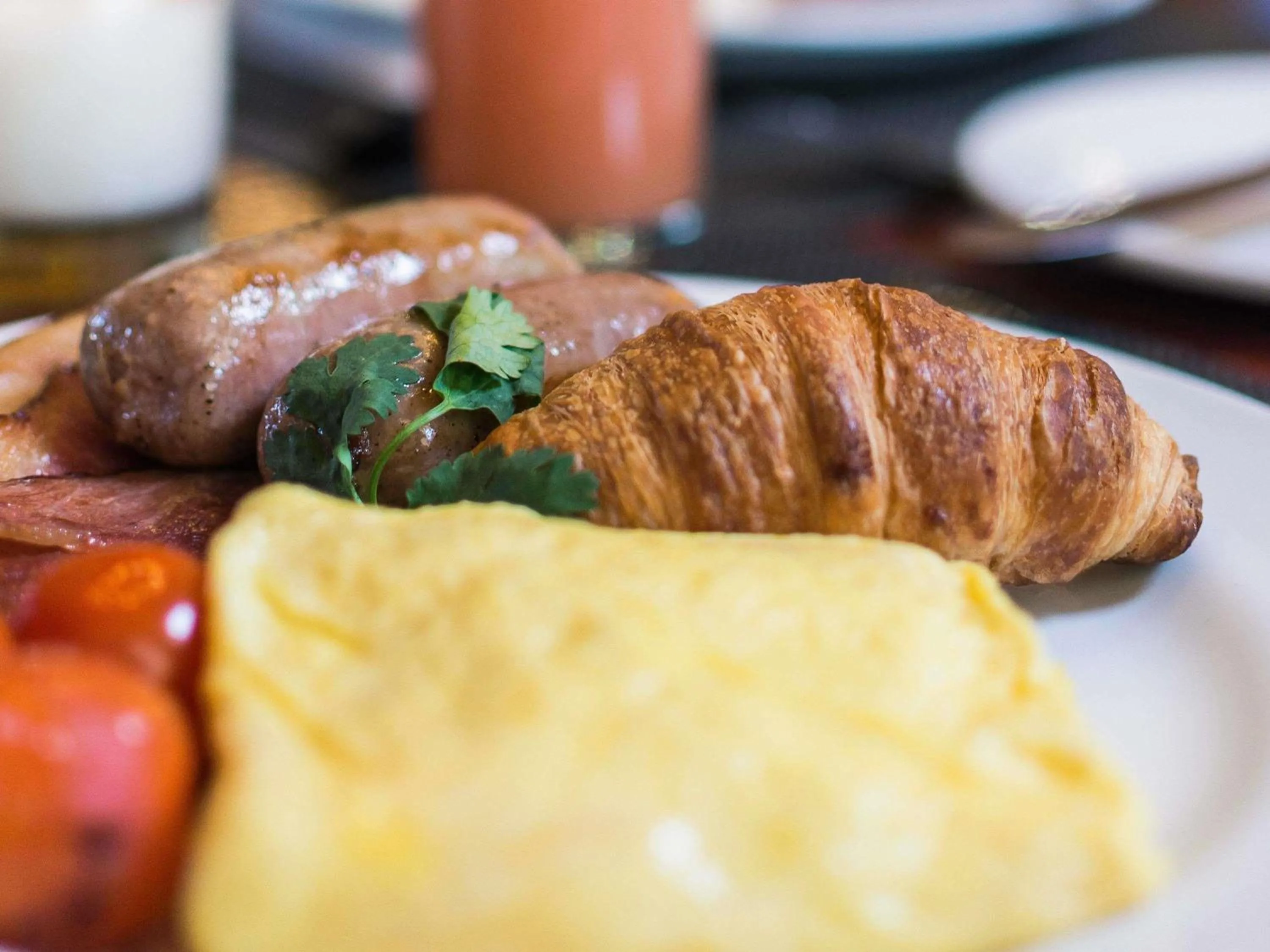 Restaurant/places to eat in Mercure Johannesburg Randburg