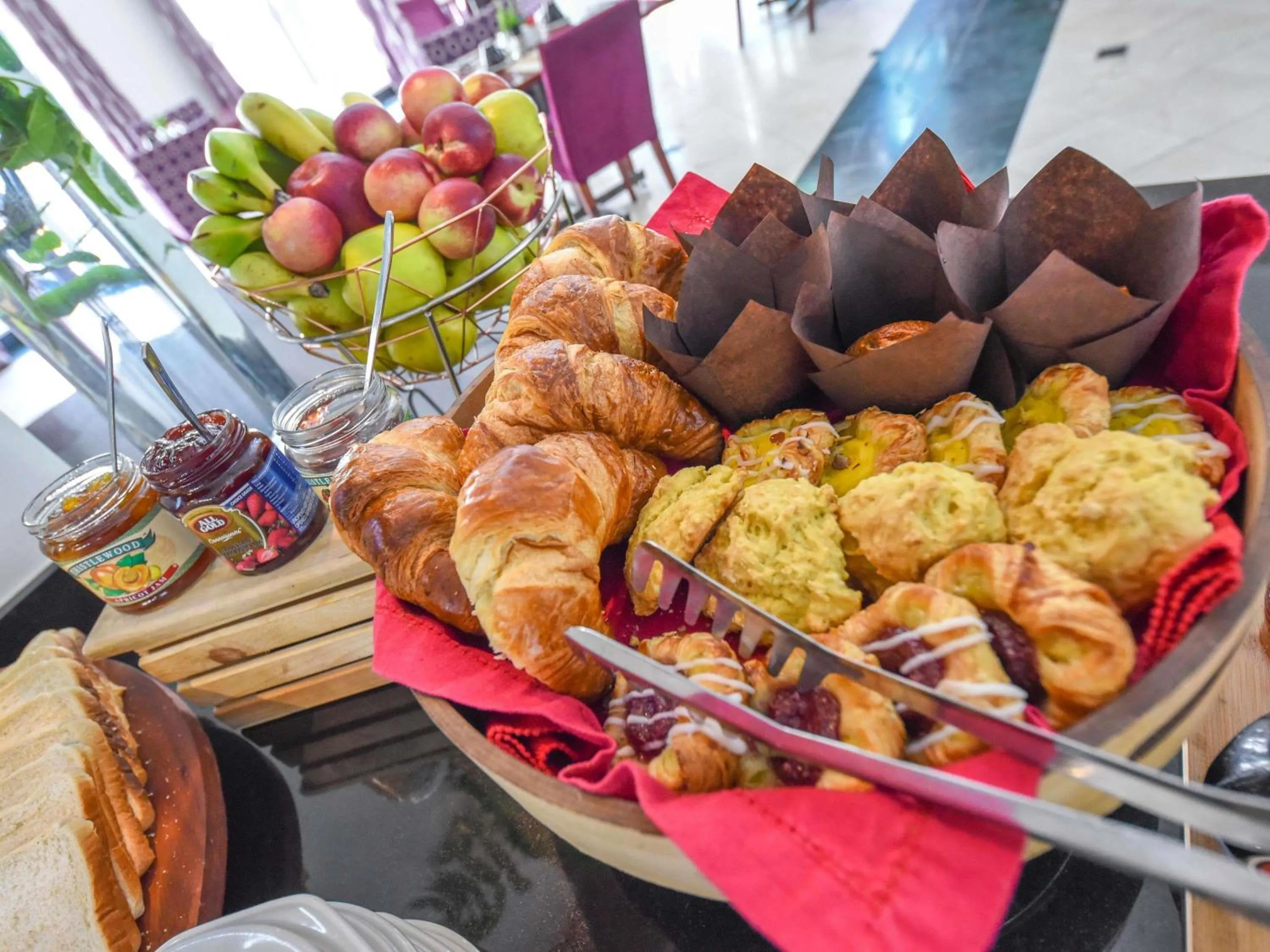 Restaurant/places to eat in Mercure Johannesburg Randburg