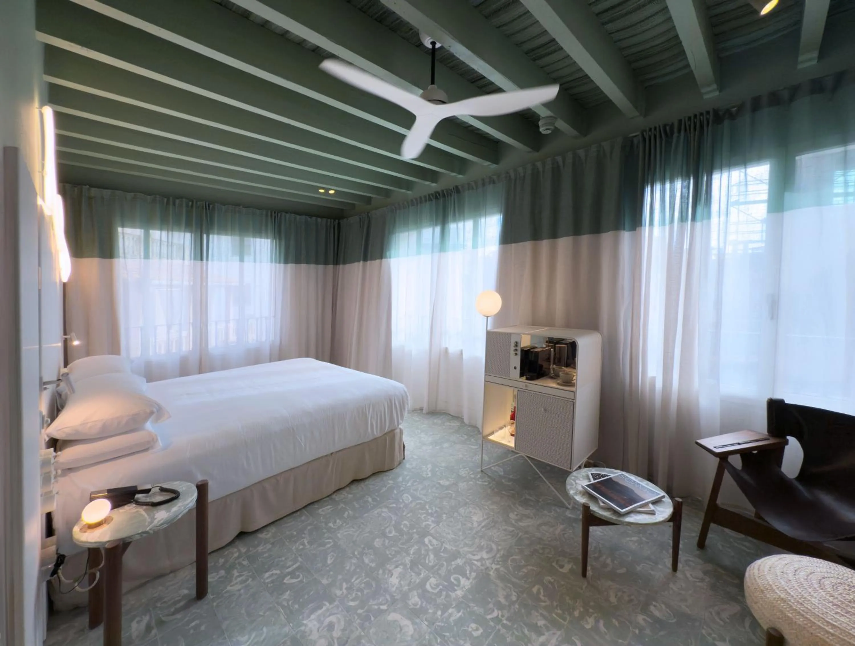 Bed in Terreno Barrio Hotel