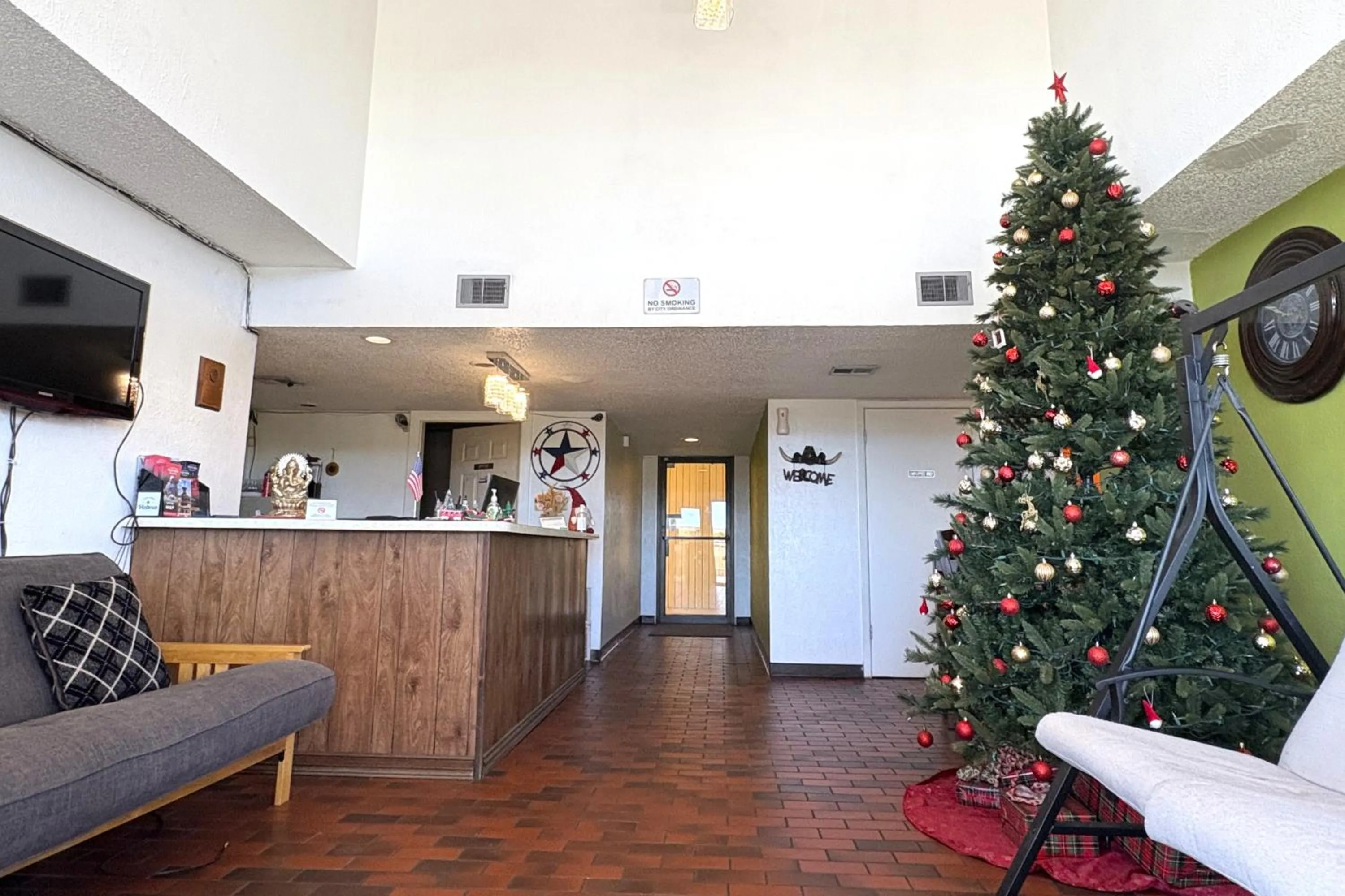 Lobby or reception in Chaparral Motel Victoria TX, Hwy 59