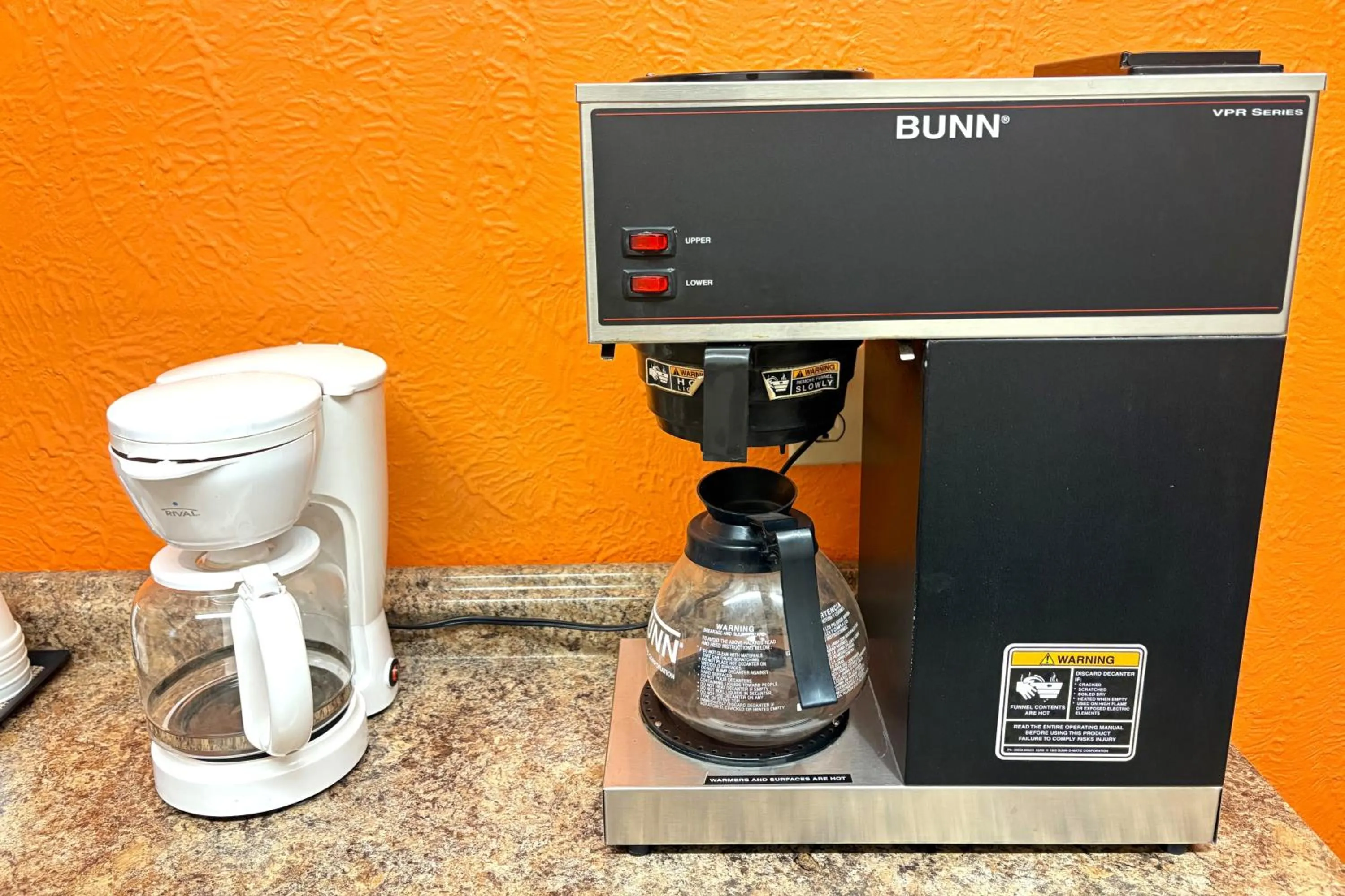 Coffee/tea facilities in Chaparral Motel Victoria TX, Hwy 59