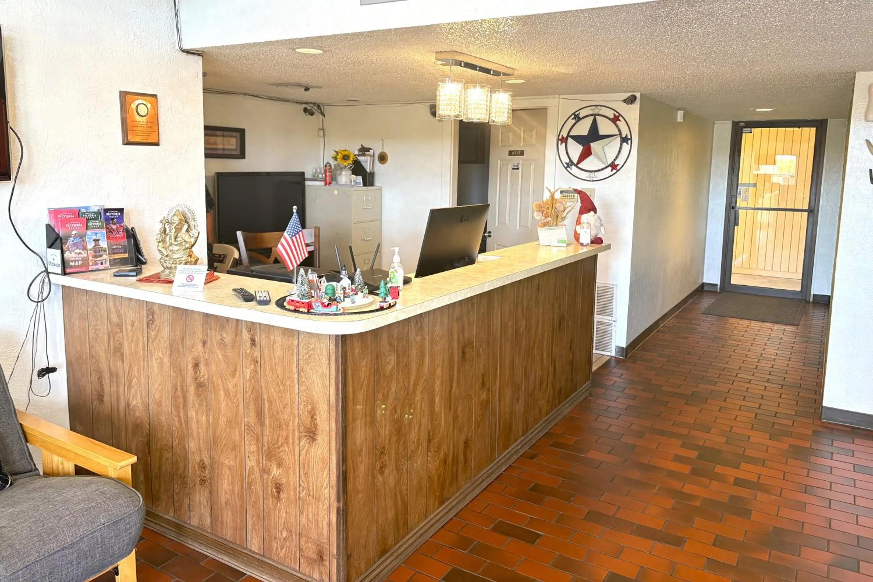 Lobby or reception in Chaparral Motel Victoria TX, Hwy 59