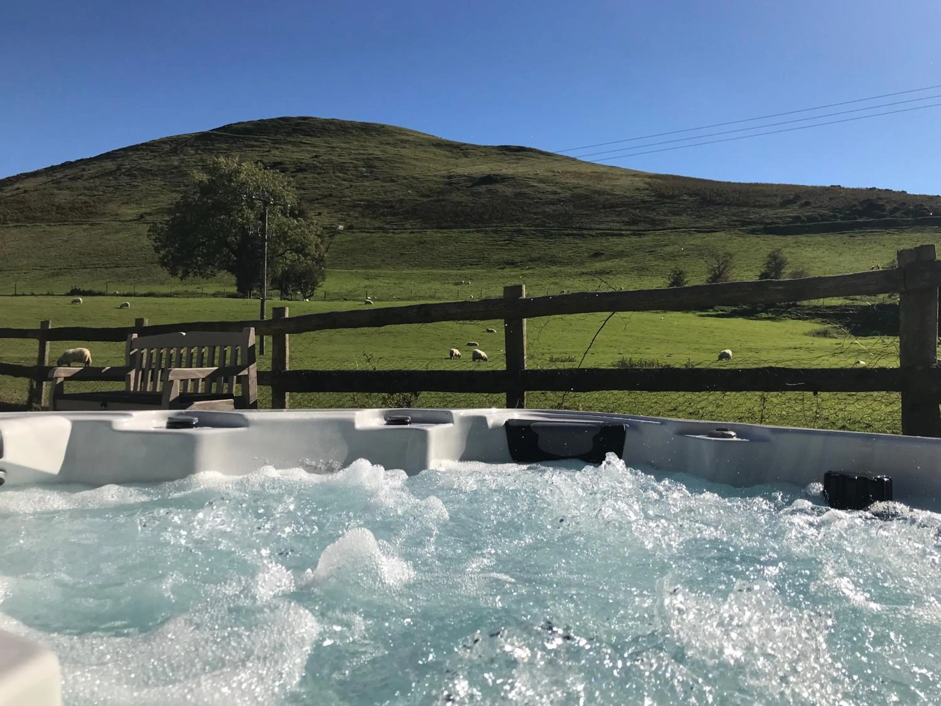 Hot Tub in The Hand at Llanarmon
