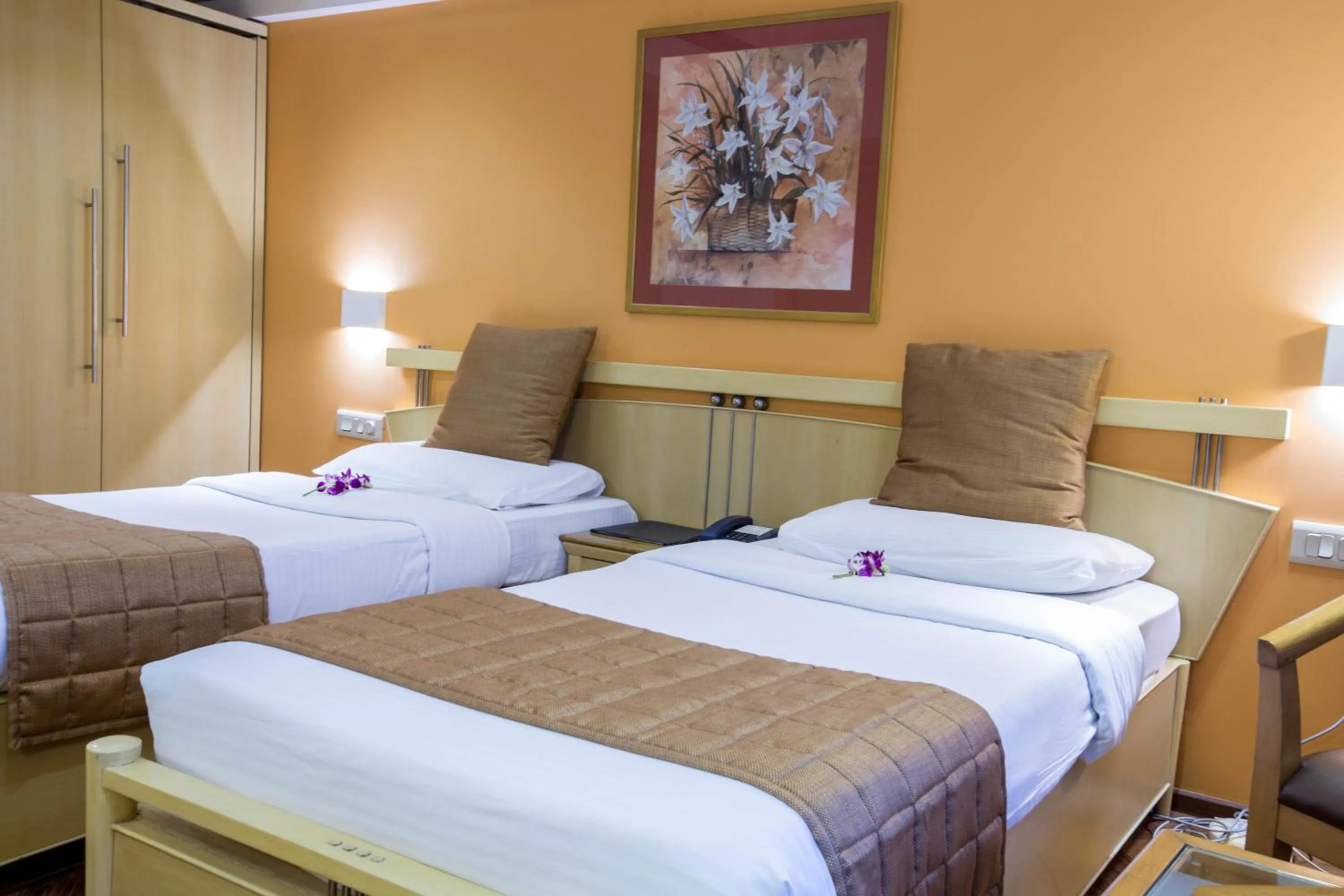 Bed in The Royal Orchid Hotel, Chembur