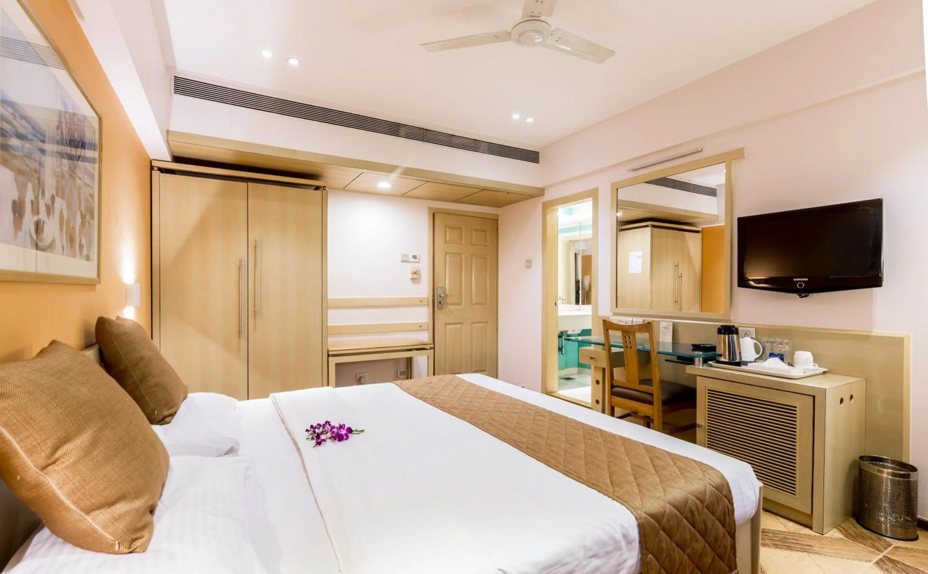 Bed in The Royal Orchid Hotel, Chembur