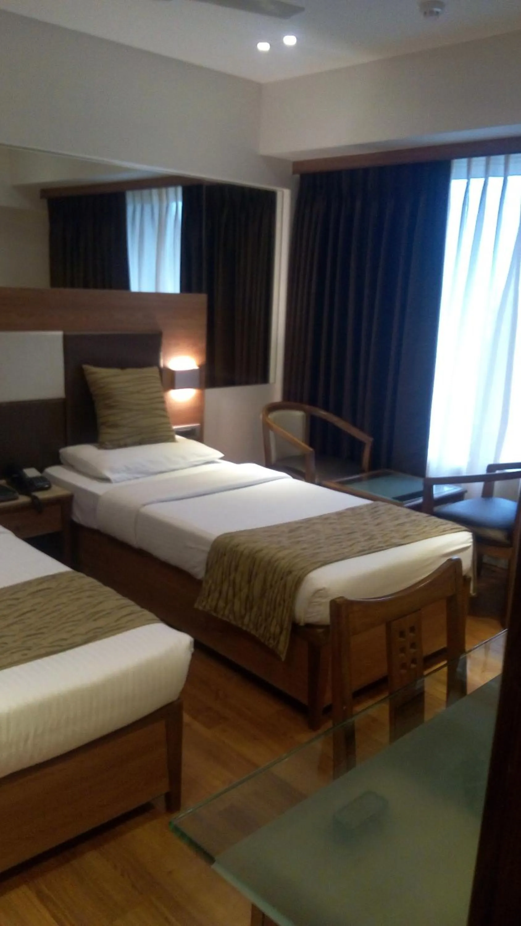 Bedroom, Bed in The Royal Orchid Hotel, Chembur