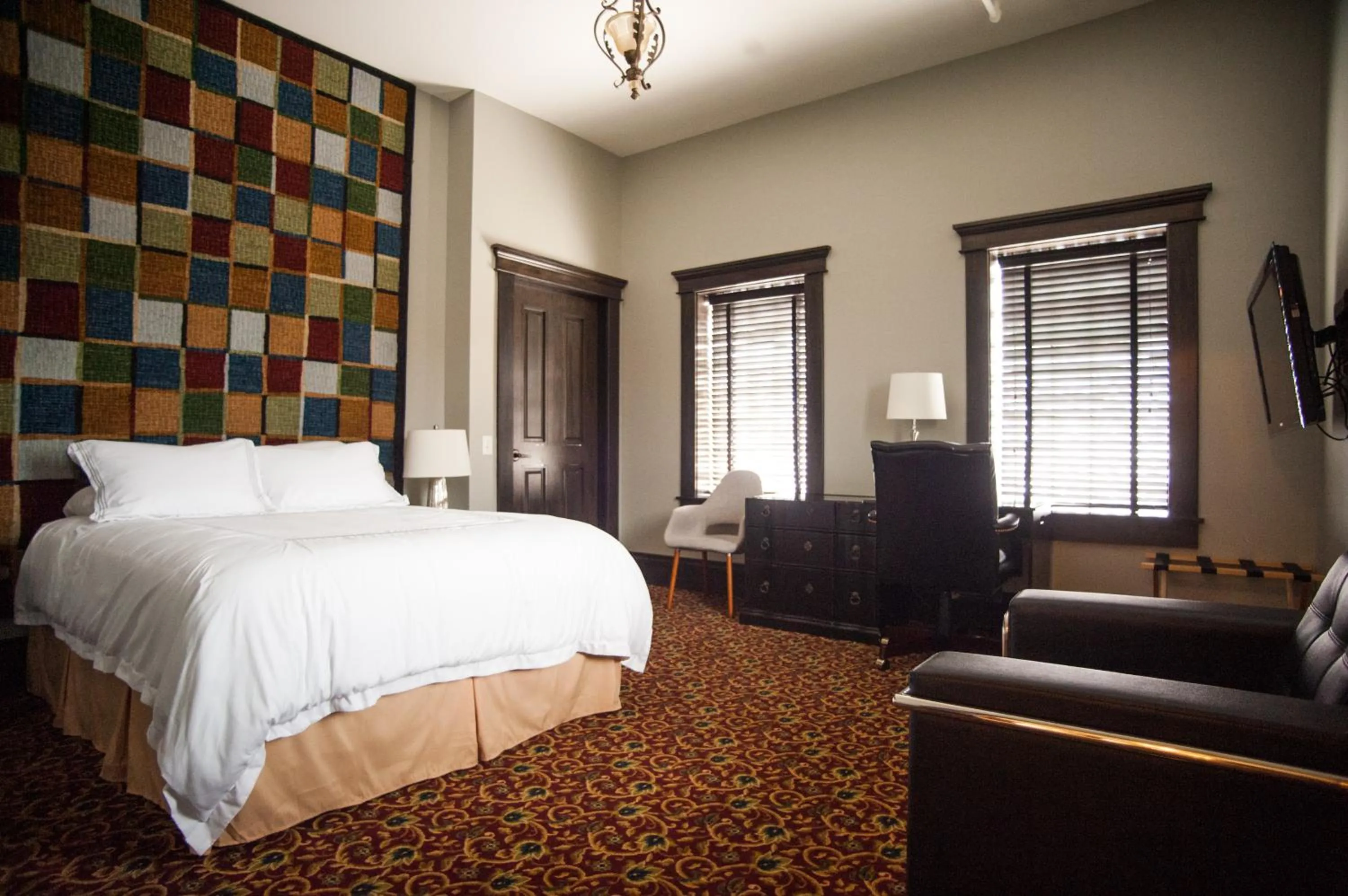 Bed in The Hackett Hotel