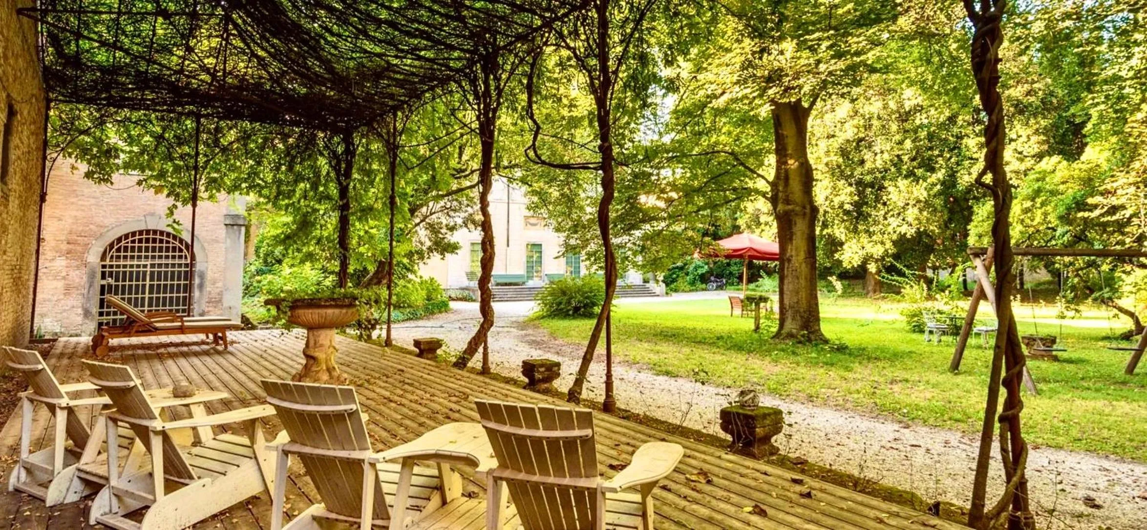 Patio in Palazzo Mantua Benavides Suites & Apartments
