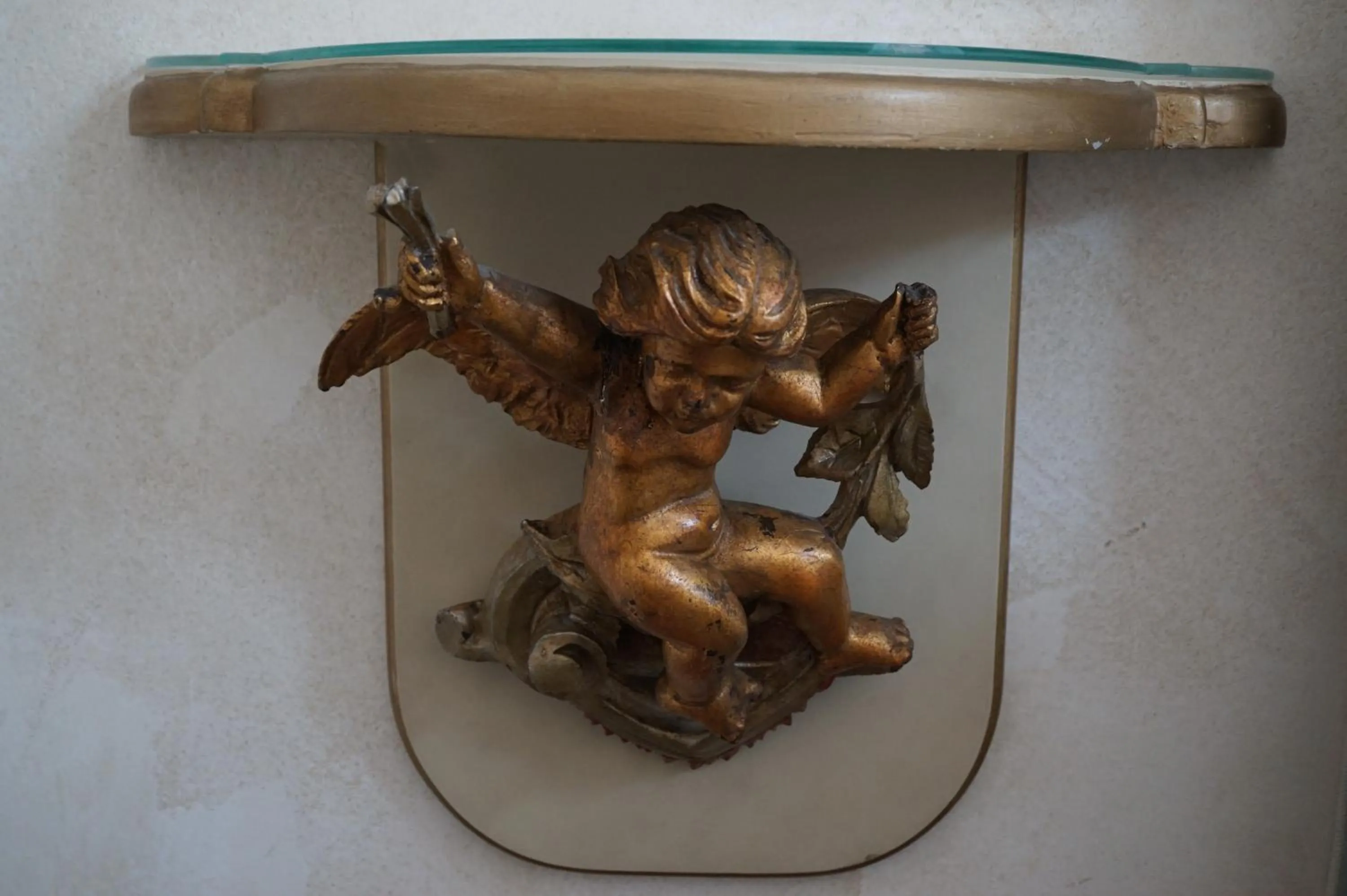 Decorative detail in Palazzo Mantua Benavides Suites & Apartments