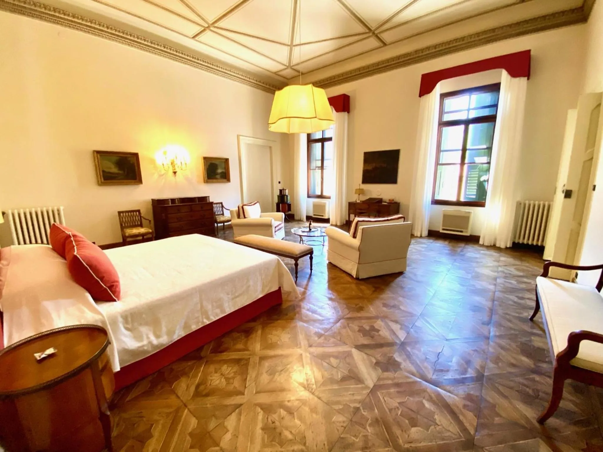Photo of the whole room, Bed in Palazzo Mantua Benavides Suites & Apartments