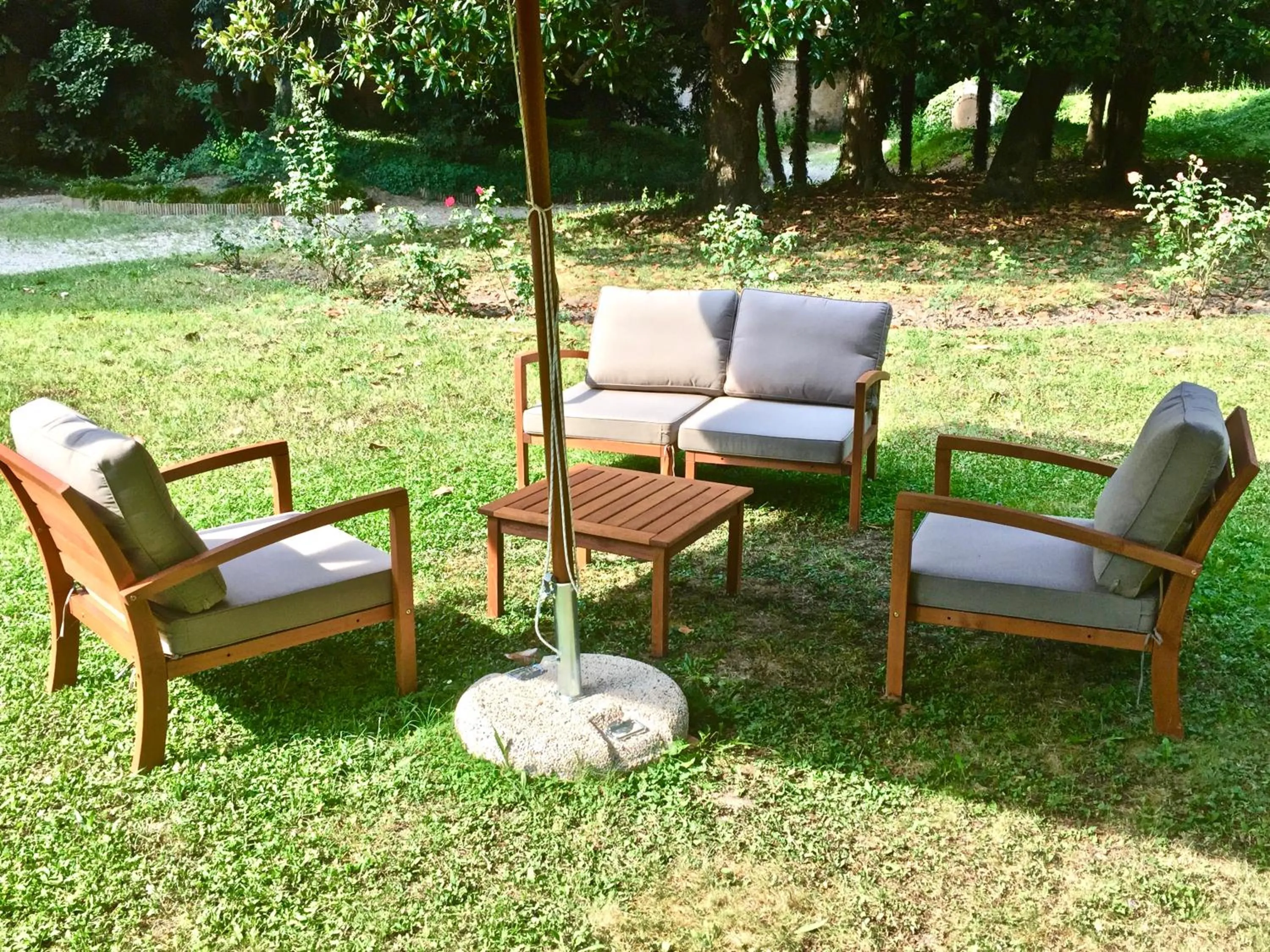 Garden in Palazzo Mantua Benavides Suites & Apartments