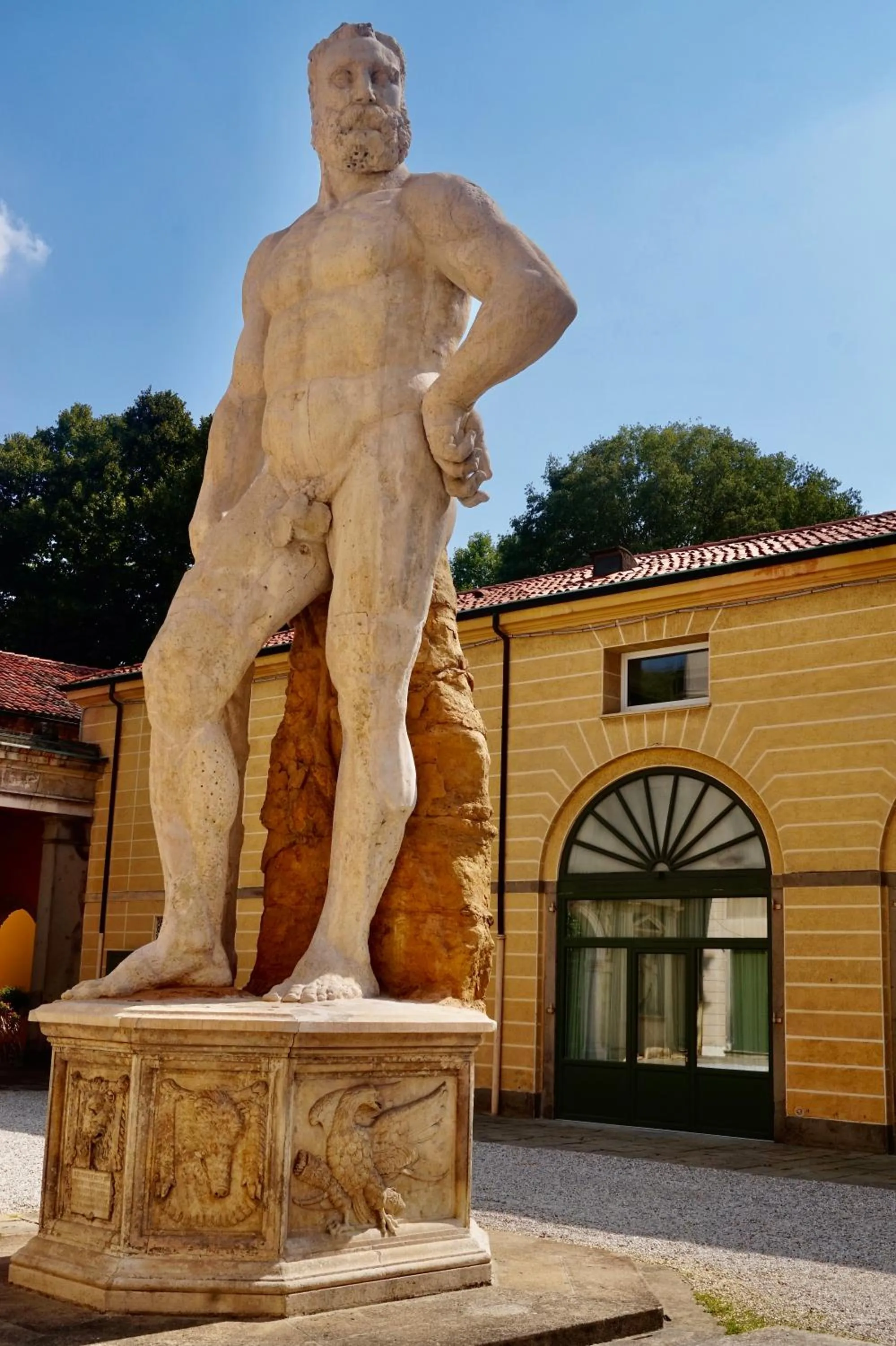 Palazzo Mantua Benavides Suites & Apartments