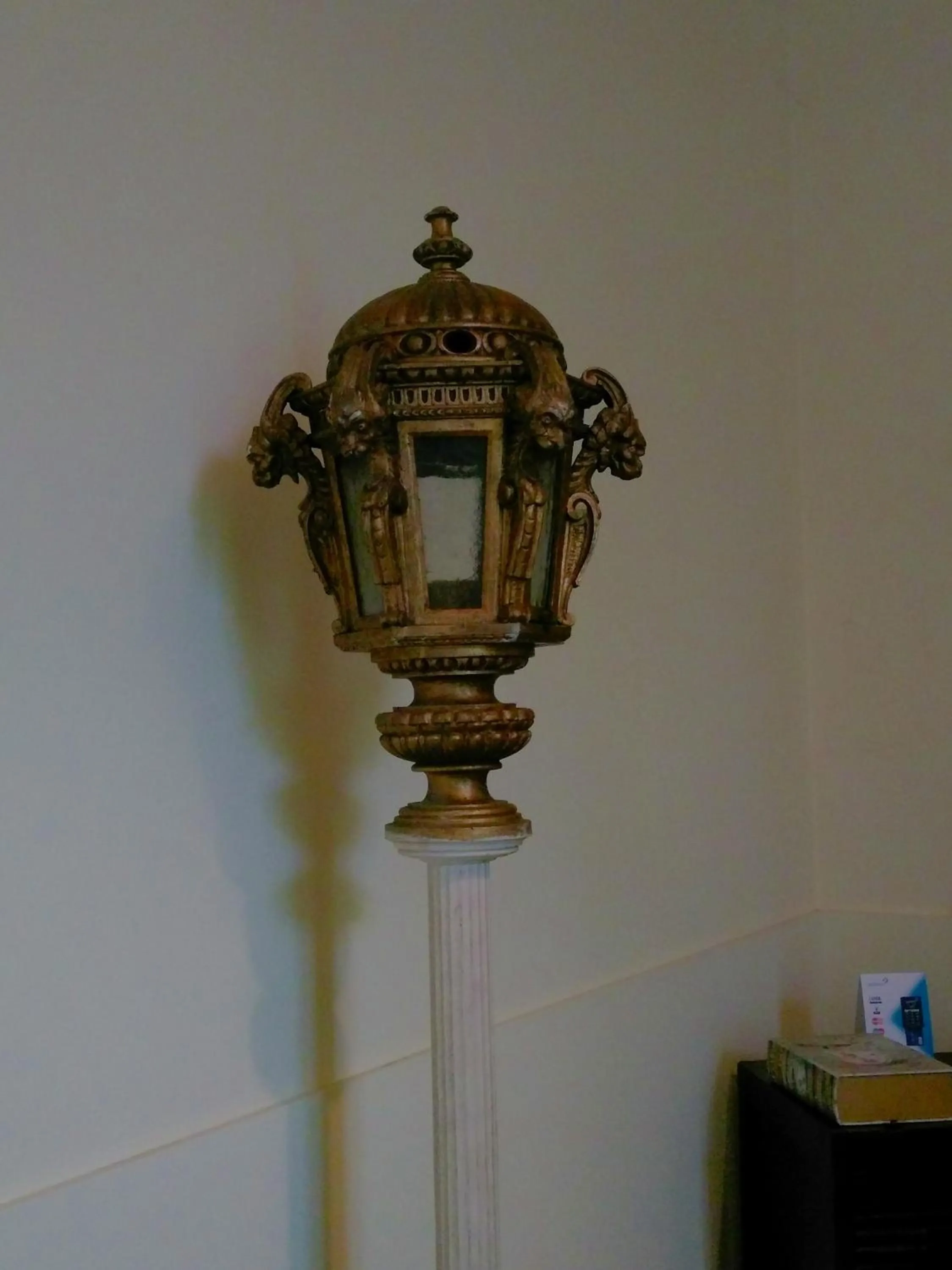 Decorative detail in Palazzo Mantua Benavides Suites & Apartments