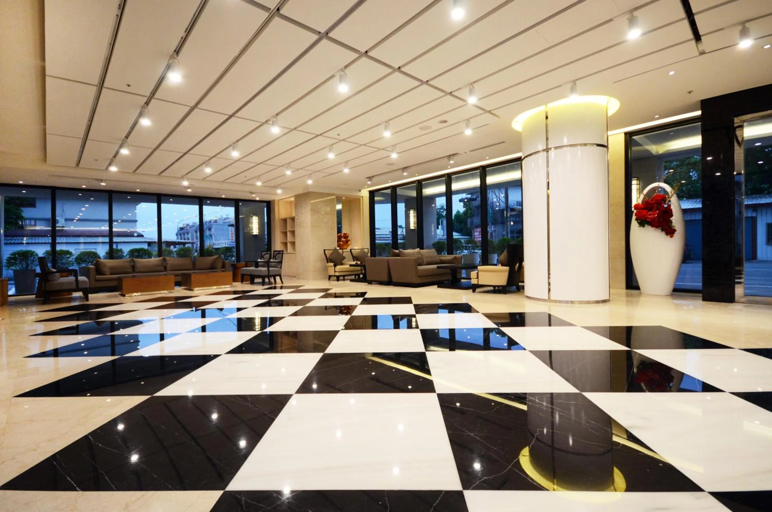 Lobby or reception in Shiny Ocean Hotel