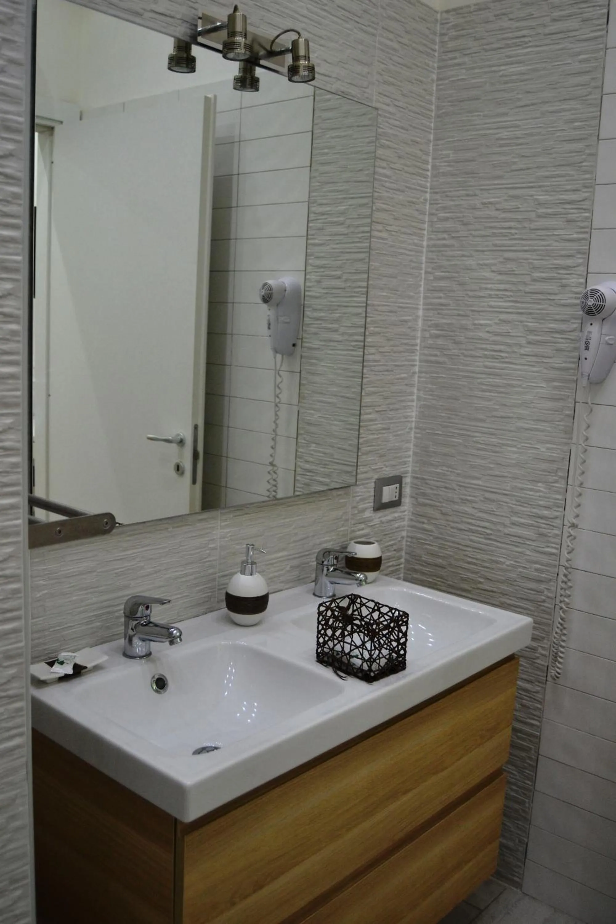 Shower in Beatrice Home