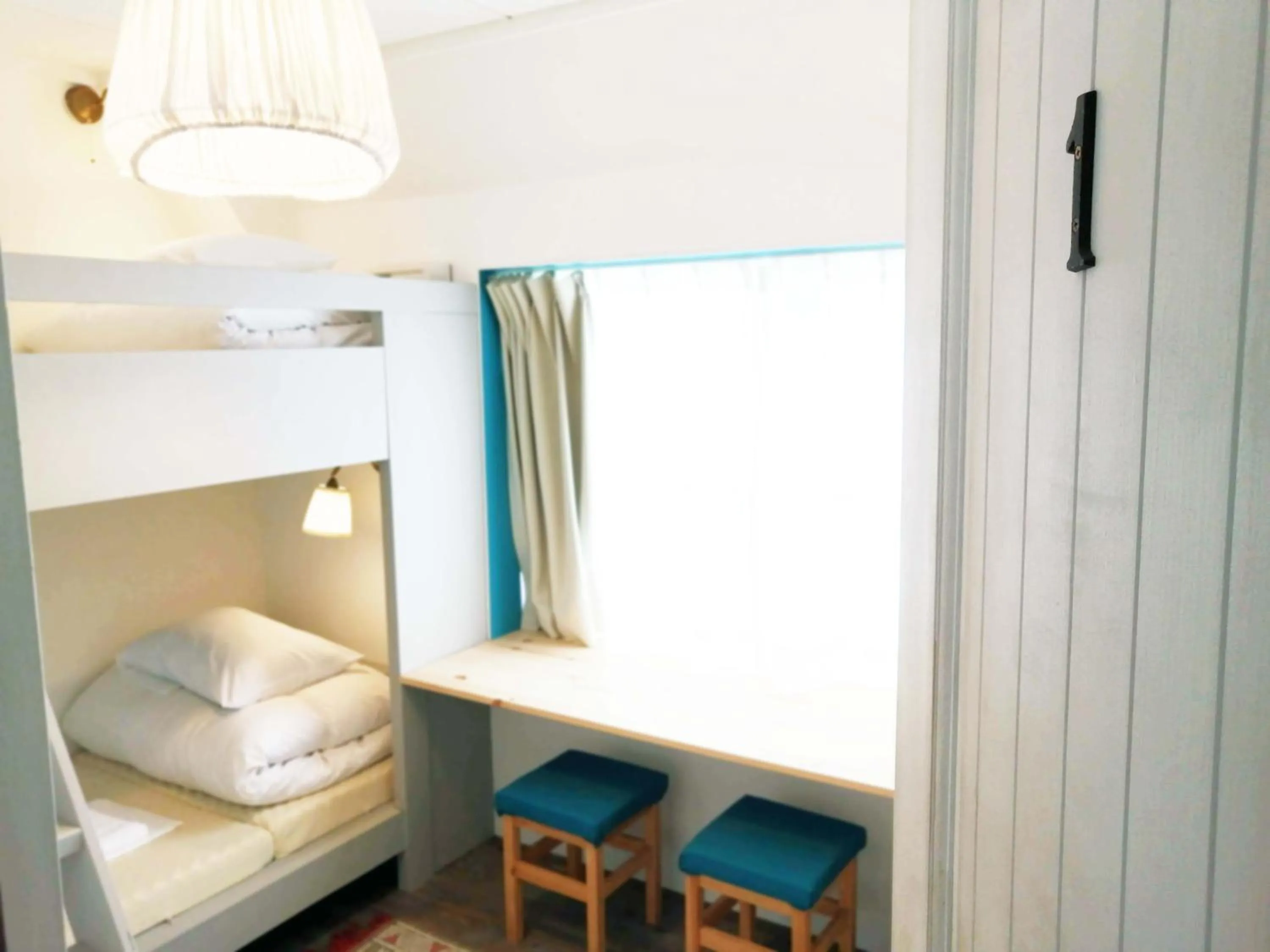 Decorative detail, Bed in Ten to Sen Guesthouse