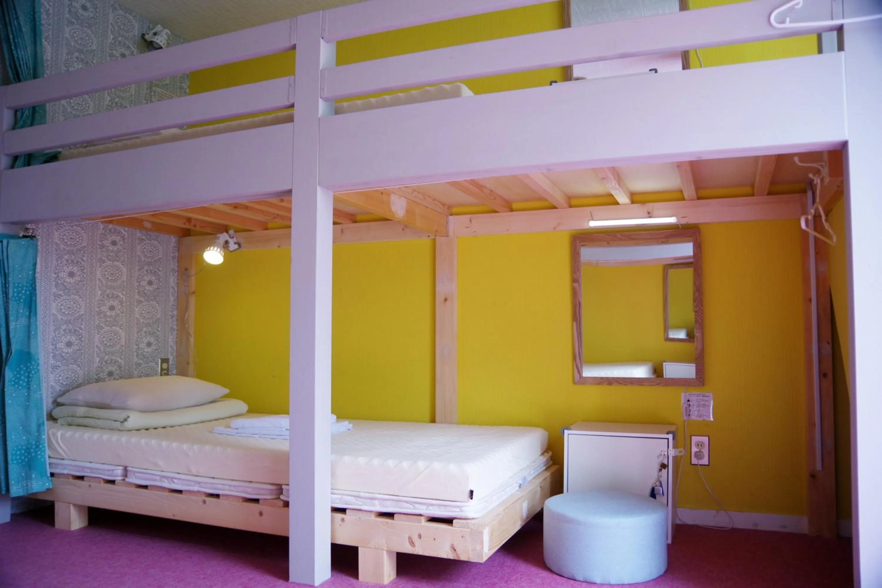 bunk bed, Bed in Ten to Sen Guesthouse