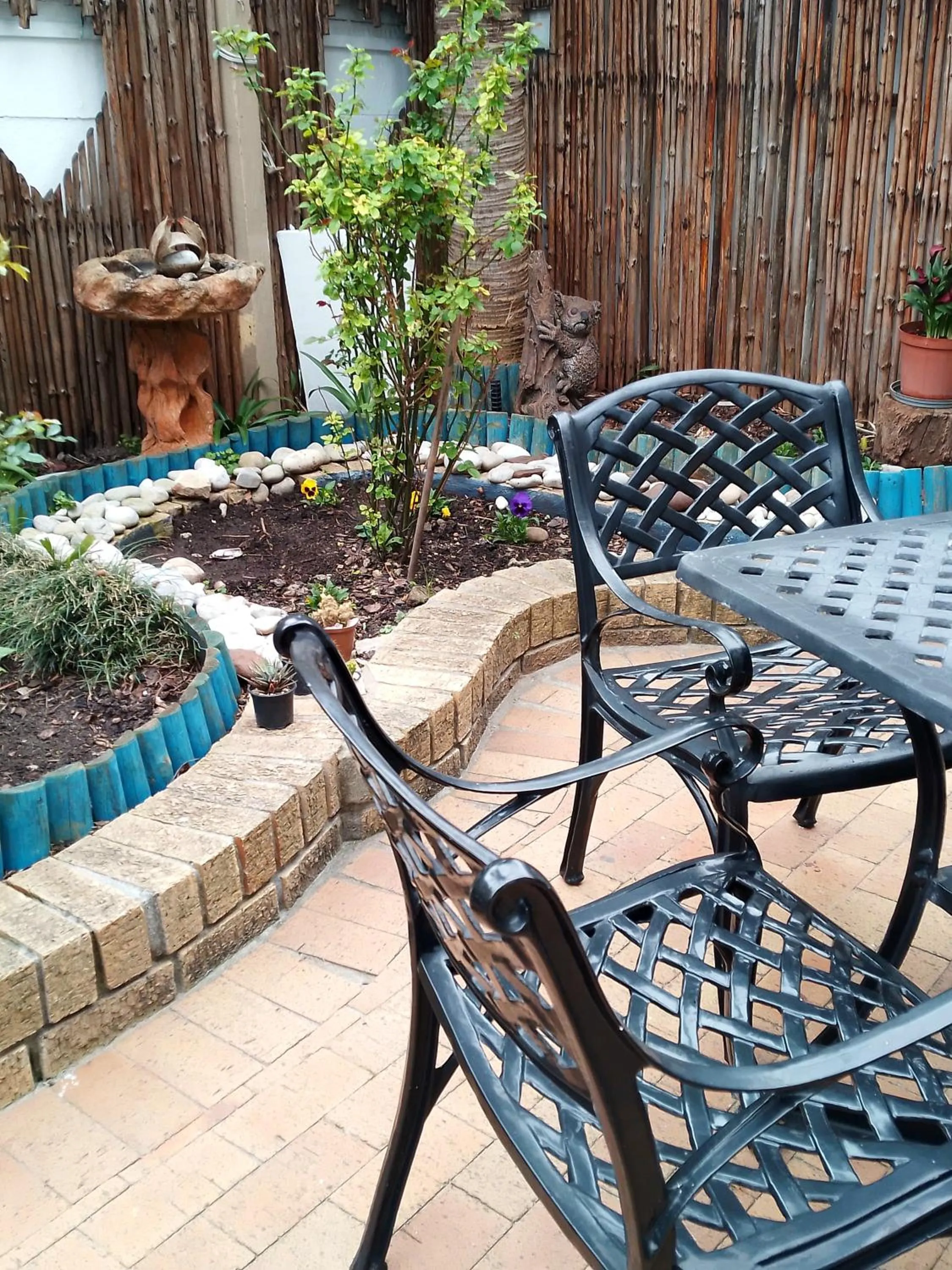 Patio in Le Bay Lodge