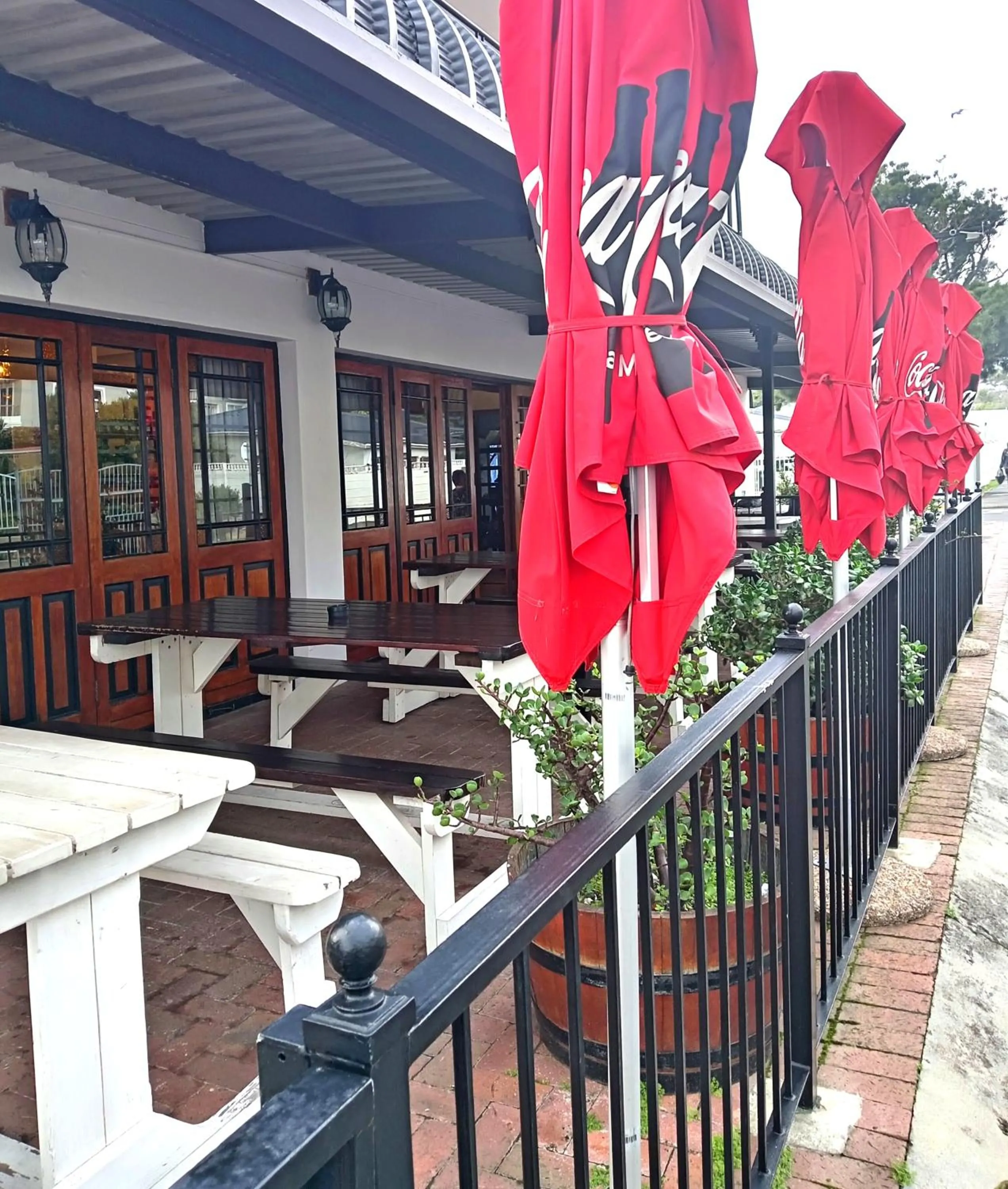 Property building in Le Bay Lodge